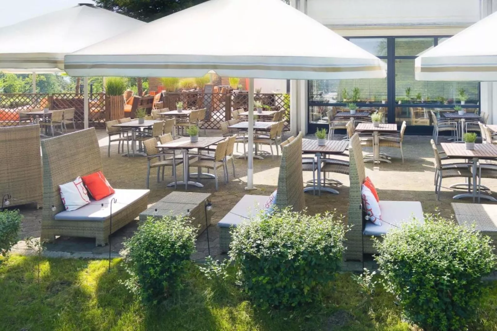 Mercure Hotel - Standard Double Room with Sofa Bed - Terrasbalkon