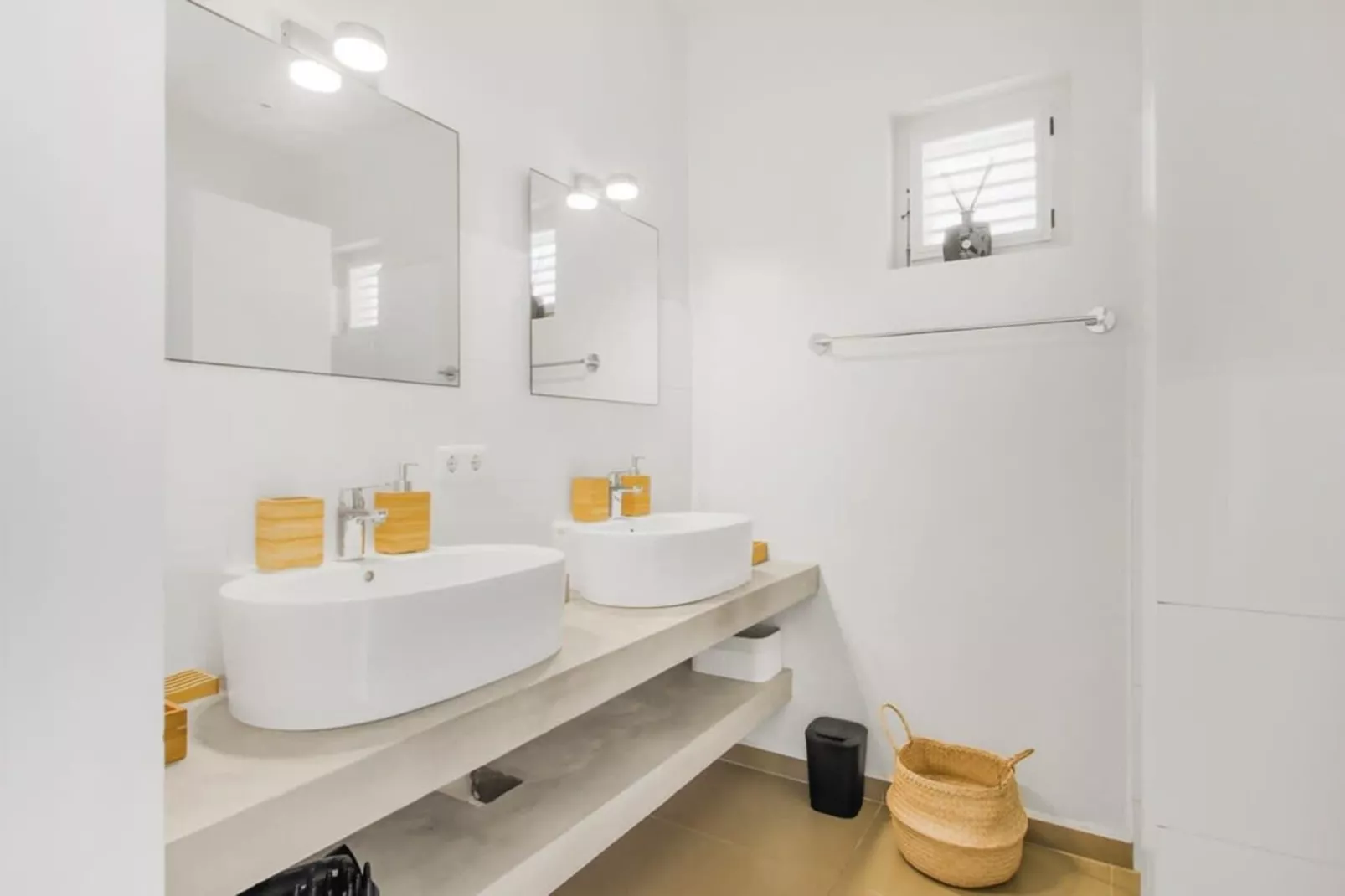 Holidays | 35-Badkamer