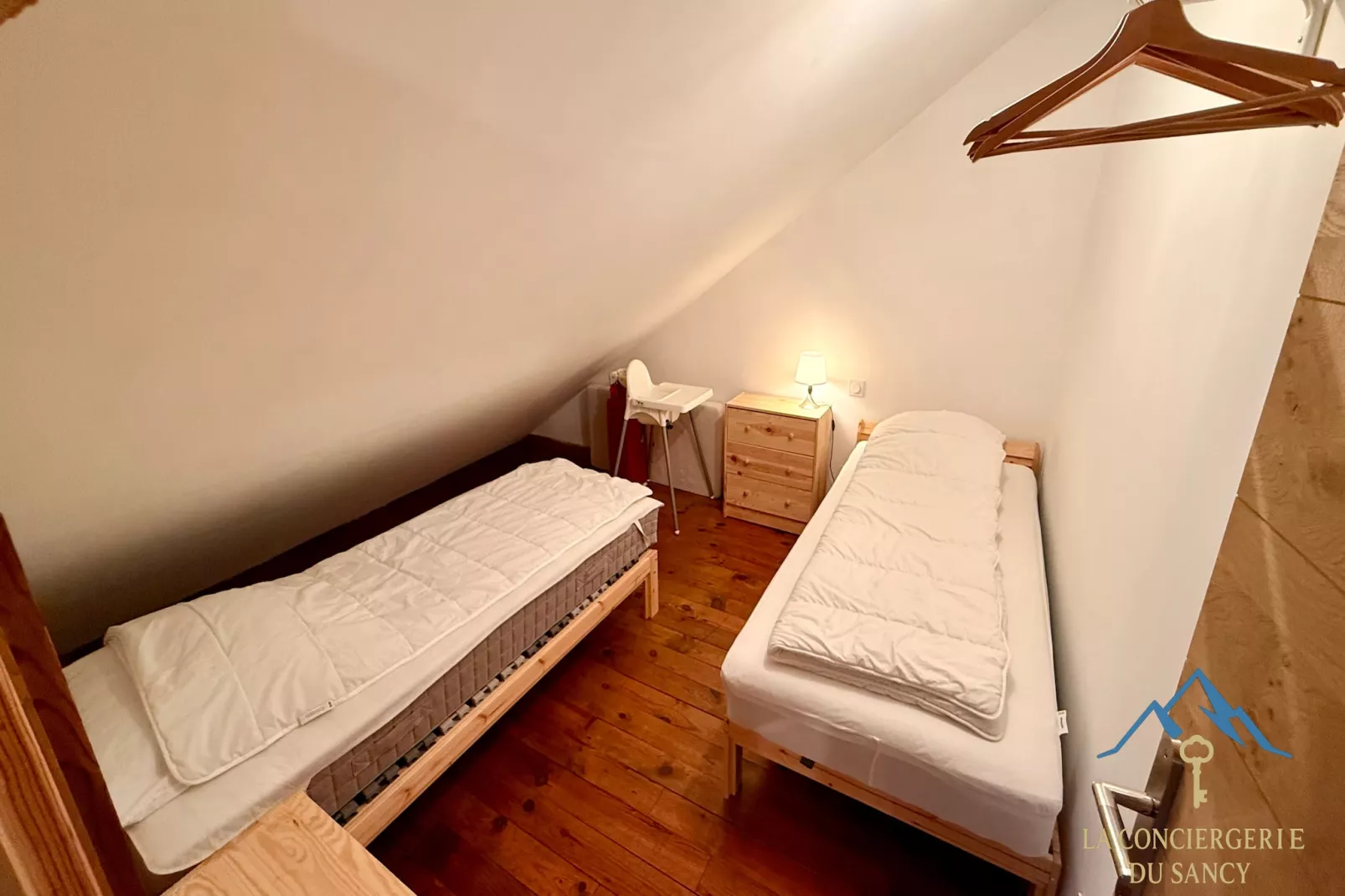 Le Mont Dole Duplex 11 pers - Slaapkamer