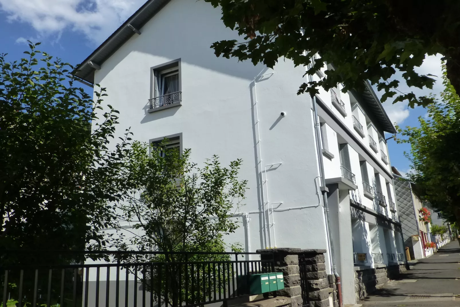 Le Therminus 42 - Le Mont Dore 6/8 pers - Buitenlucht