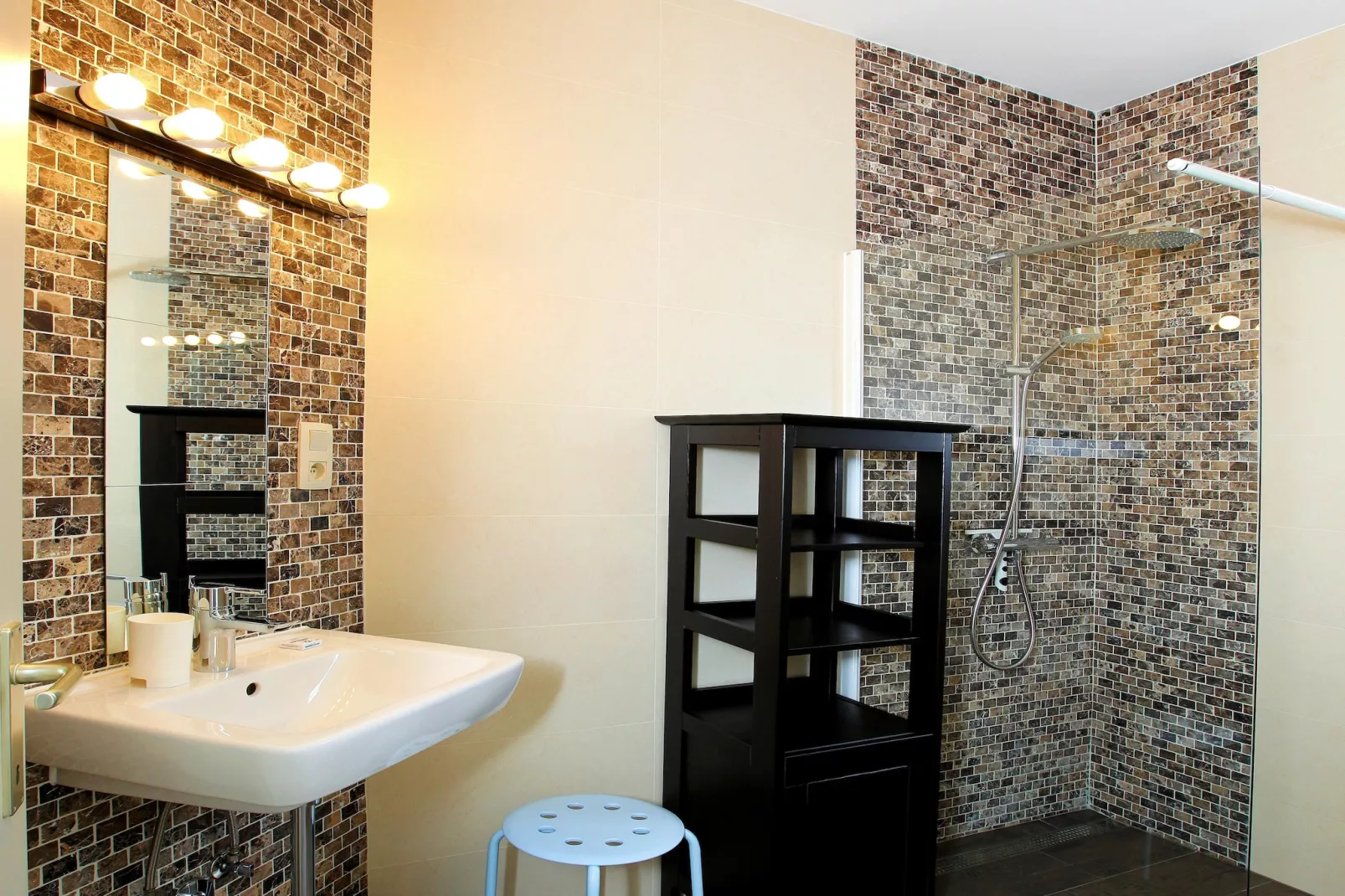 Villa Mosa - Badkamer