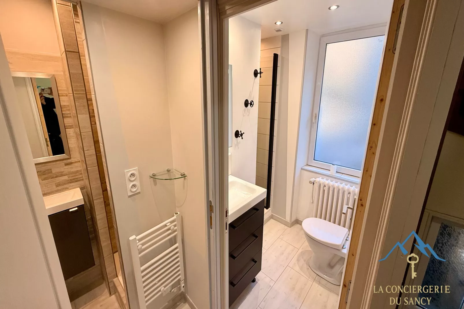 Les Soldanelles Le Mont Dore 12 pers - Badkamer