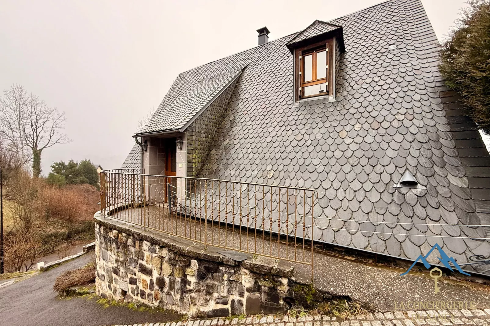 La Grange BOREL 12 pers Murat Le Quaire - Buitenlucht