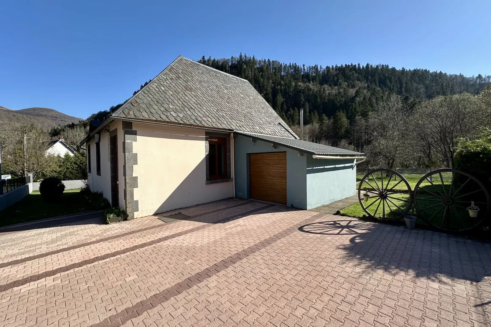 L'école du Hameau - Mont Dore 9 pers - Buitenlucht