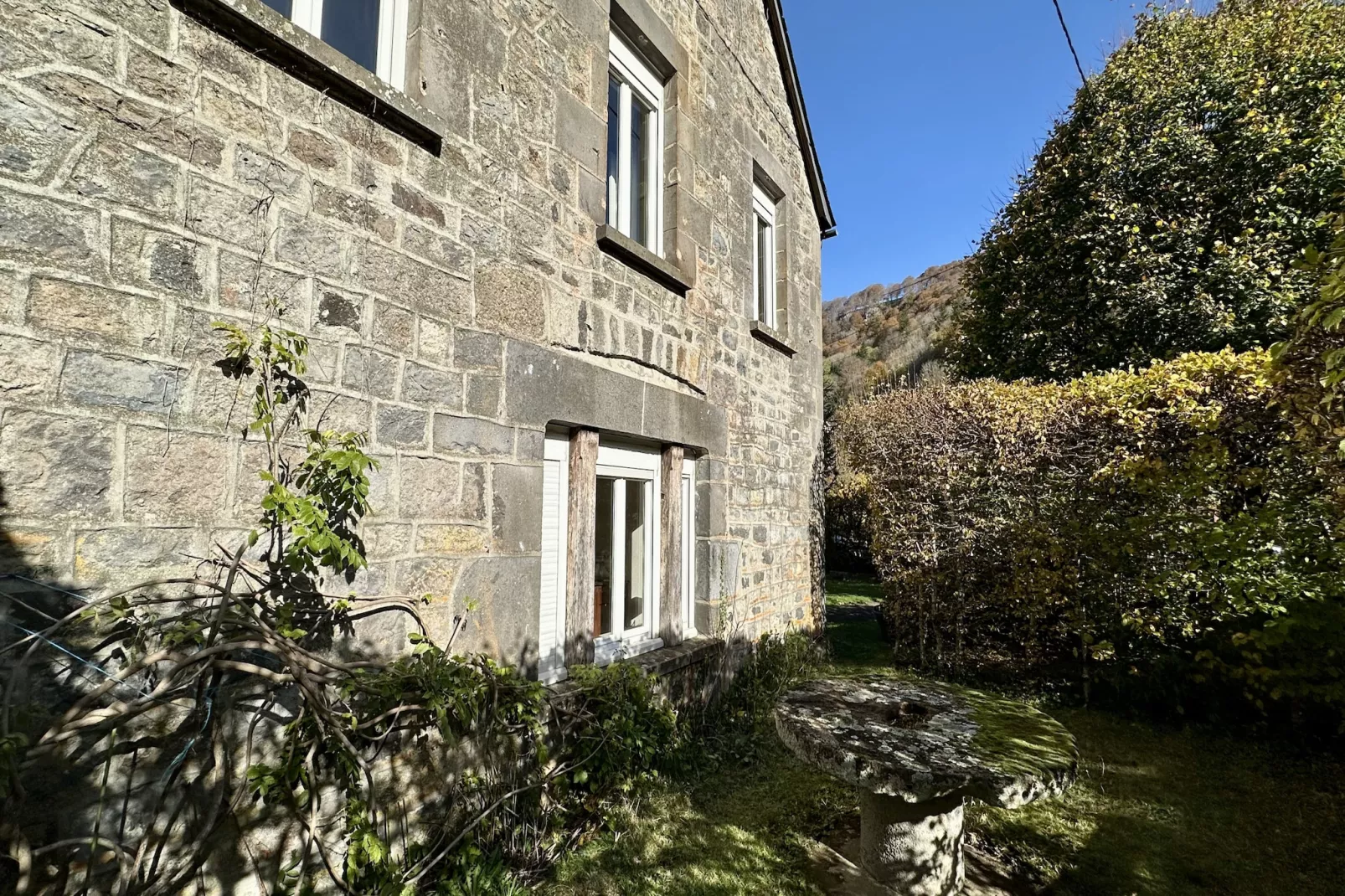 Villa Les Moullières de l’eau 14pers Le Mont Dore - Buitenlucht