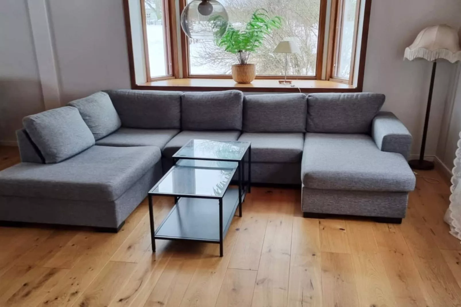 Boerderij bij meren en kust