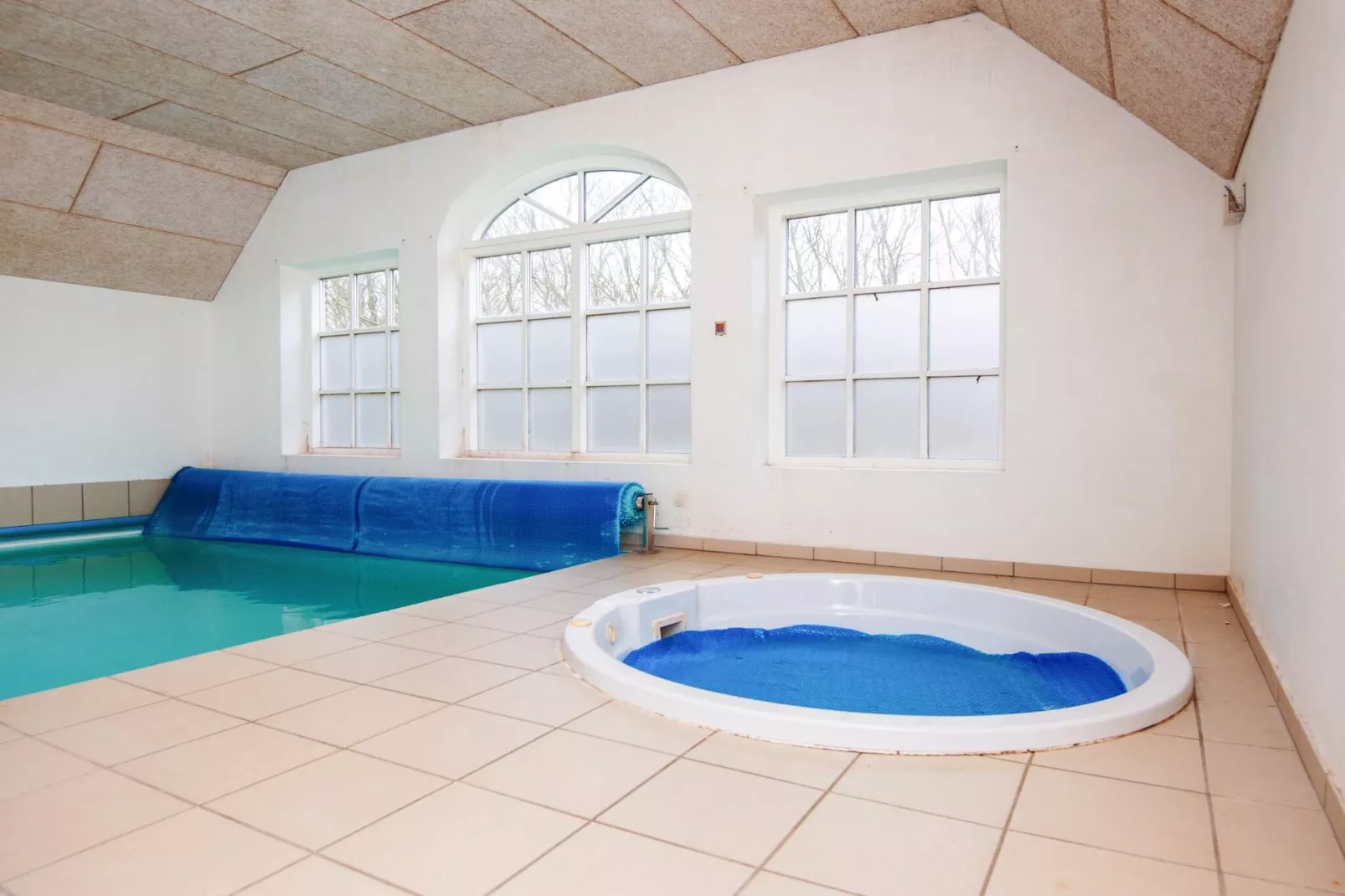 Luxe zwembadhuis nabij zee -- By Traum Ferienwohnungen-Spa