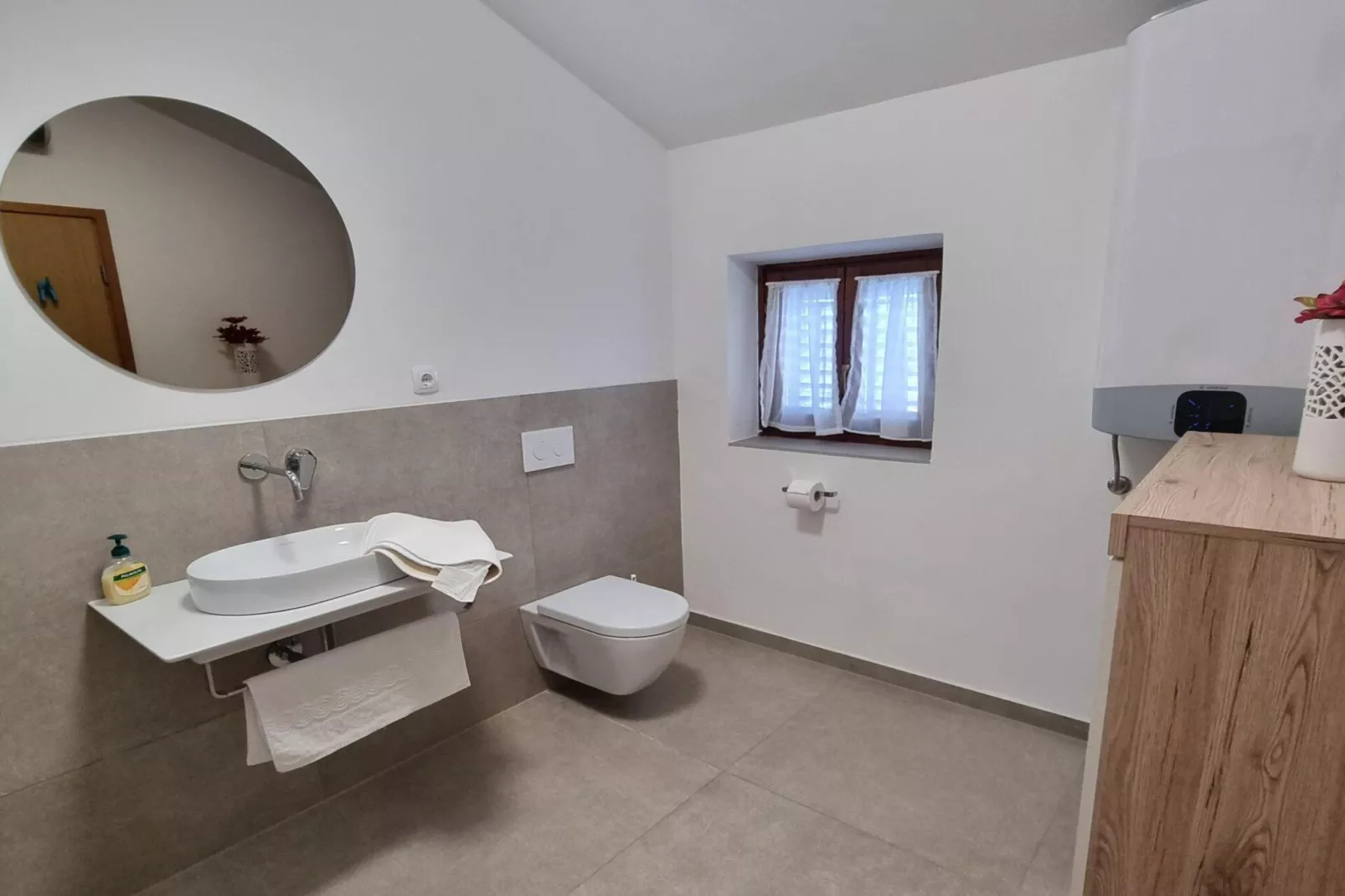 Cherry House - Badkamer