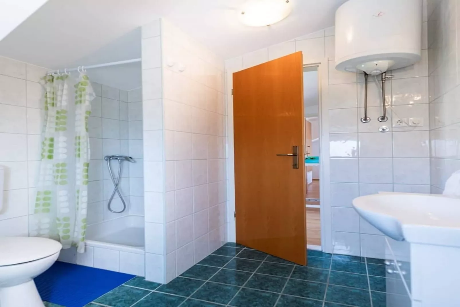 Apartments Fran-Two Bedroom Apartment with Balcony and Sea View ( Fran 2 )-Badkamer