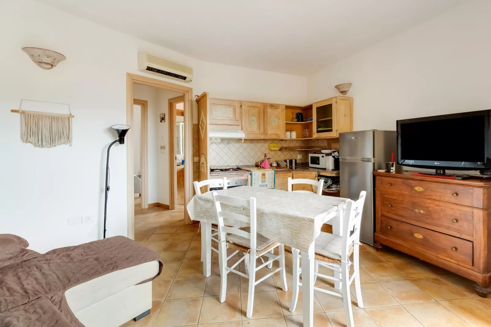 CASA GIORGIA-Eetkamer