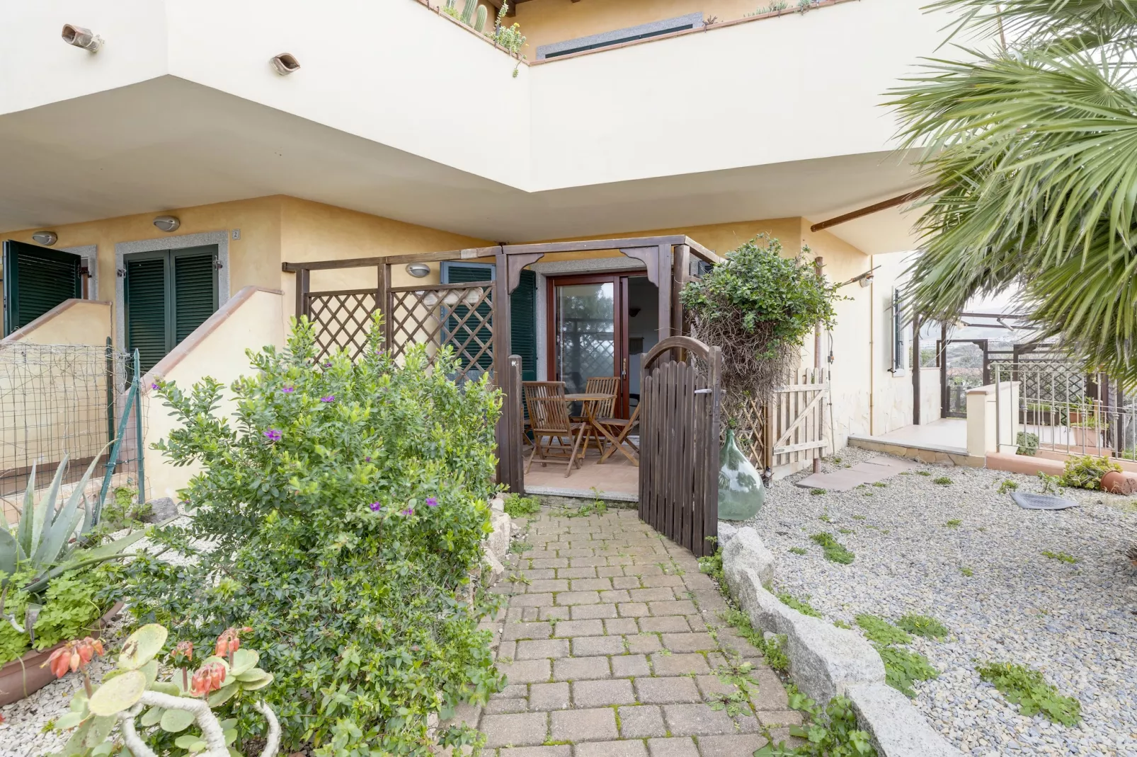 CASA GIORGIA-Buitenkant zomer