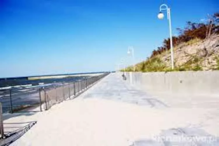 	Dom wakacyjny dla 6 osób w Dębinie-Gebieden zomer 1km