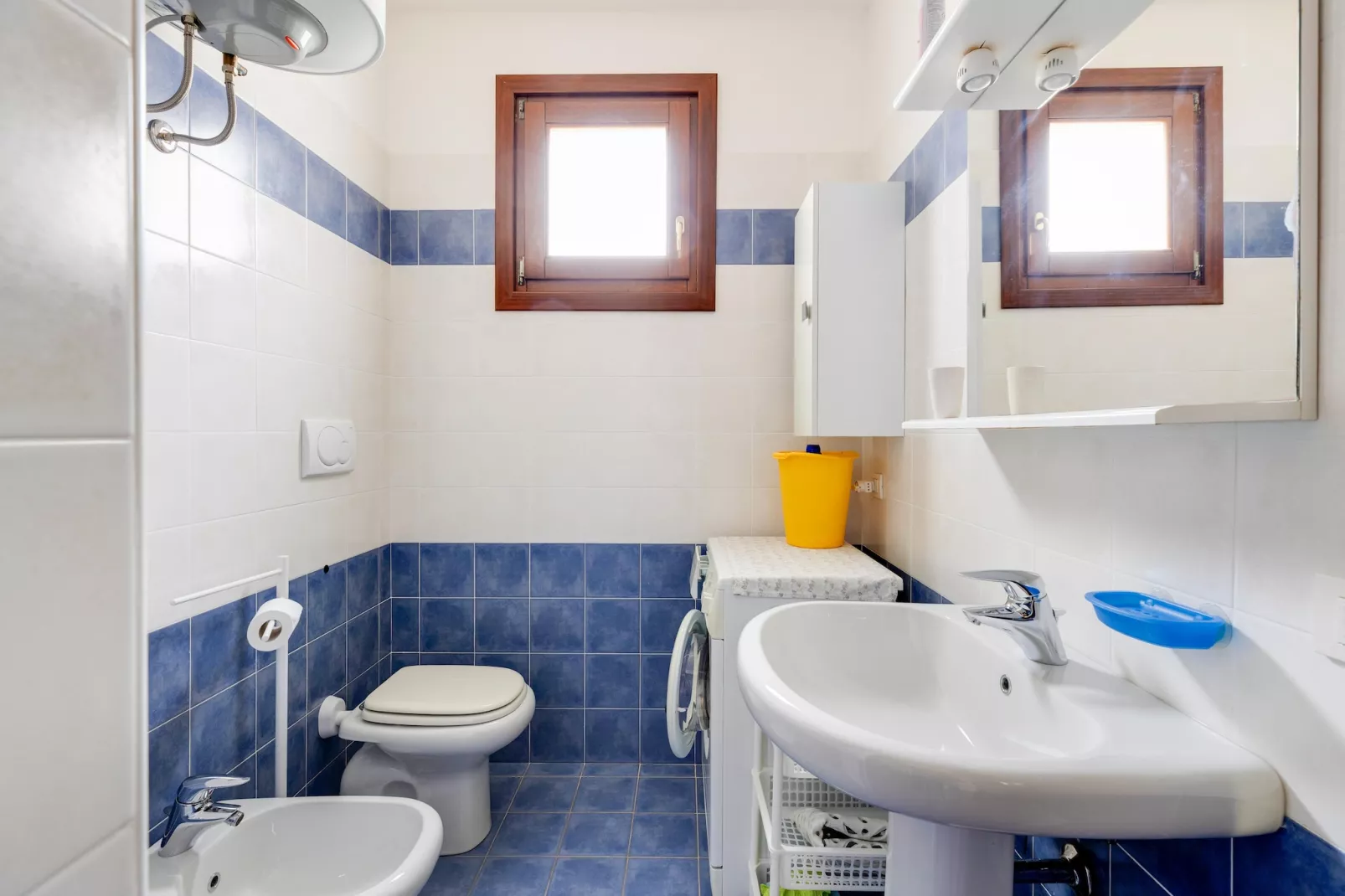 CASA MARINA FRONTE MARE-Badkamer