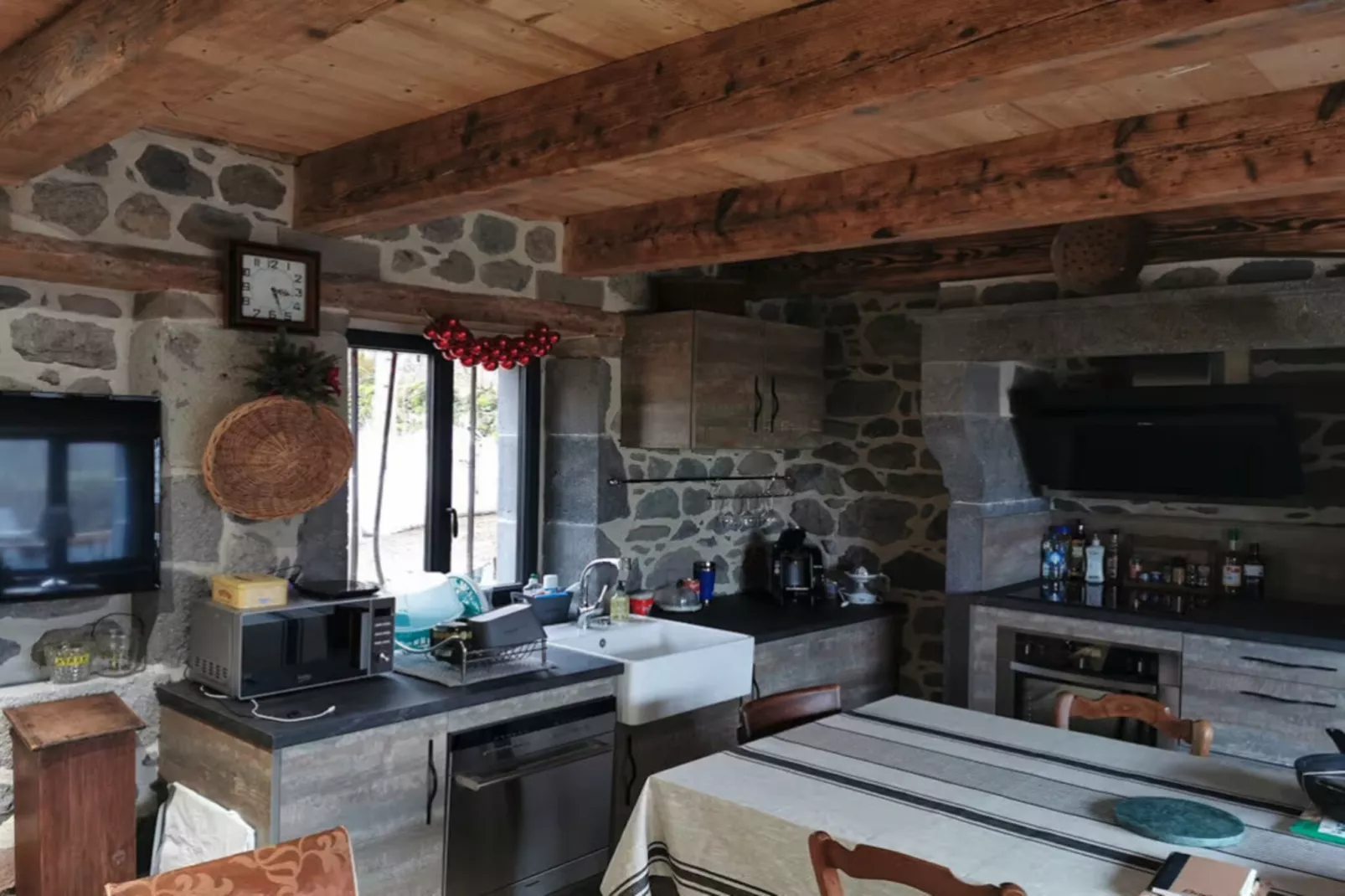 Buron Lou Fenestrou Le Mont Dore 4pers - Keuken