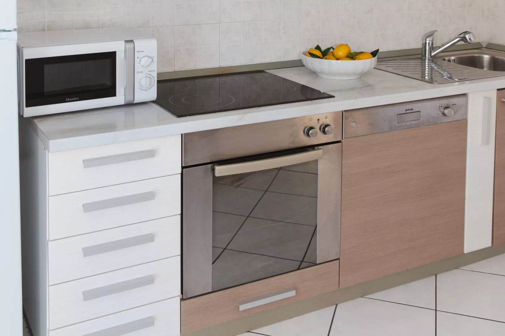 Apartments Bonavista - Superior Two Bedroom Apartment with Balcony and Sea View (A1) - Keuken