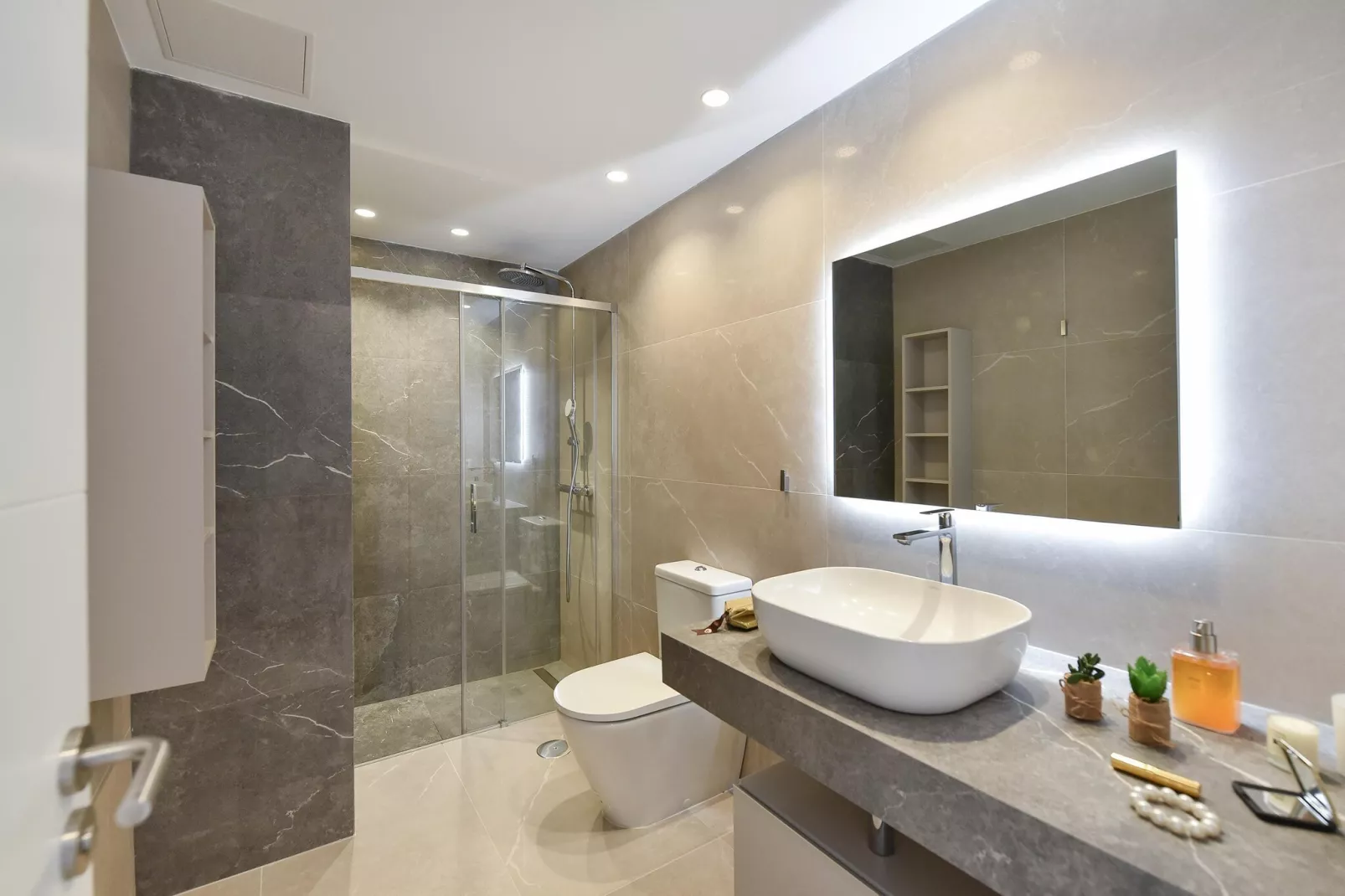 NASAS 12										-Badkamer