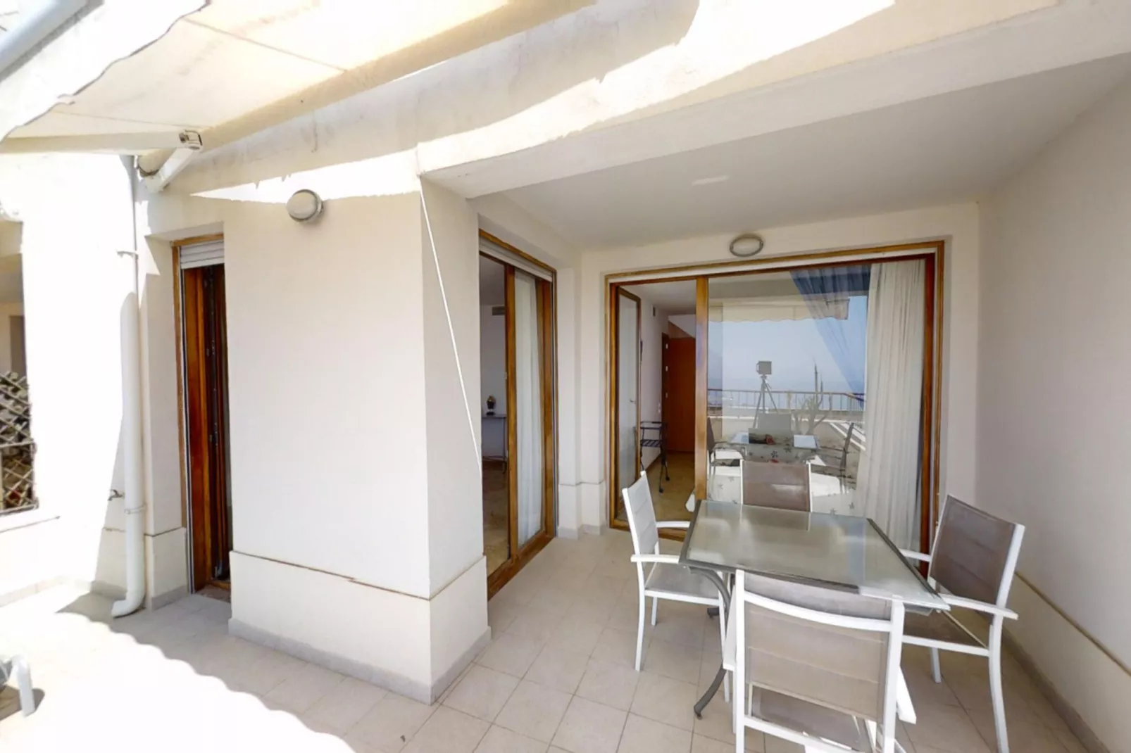 Apartment with Sea Views and Sunlit Terraces - Terrasbalkon