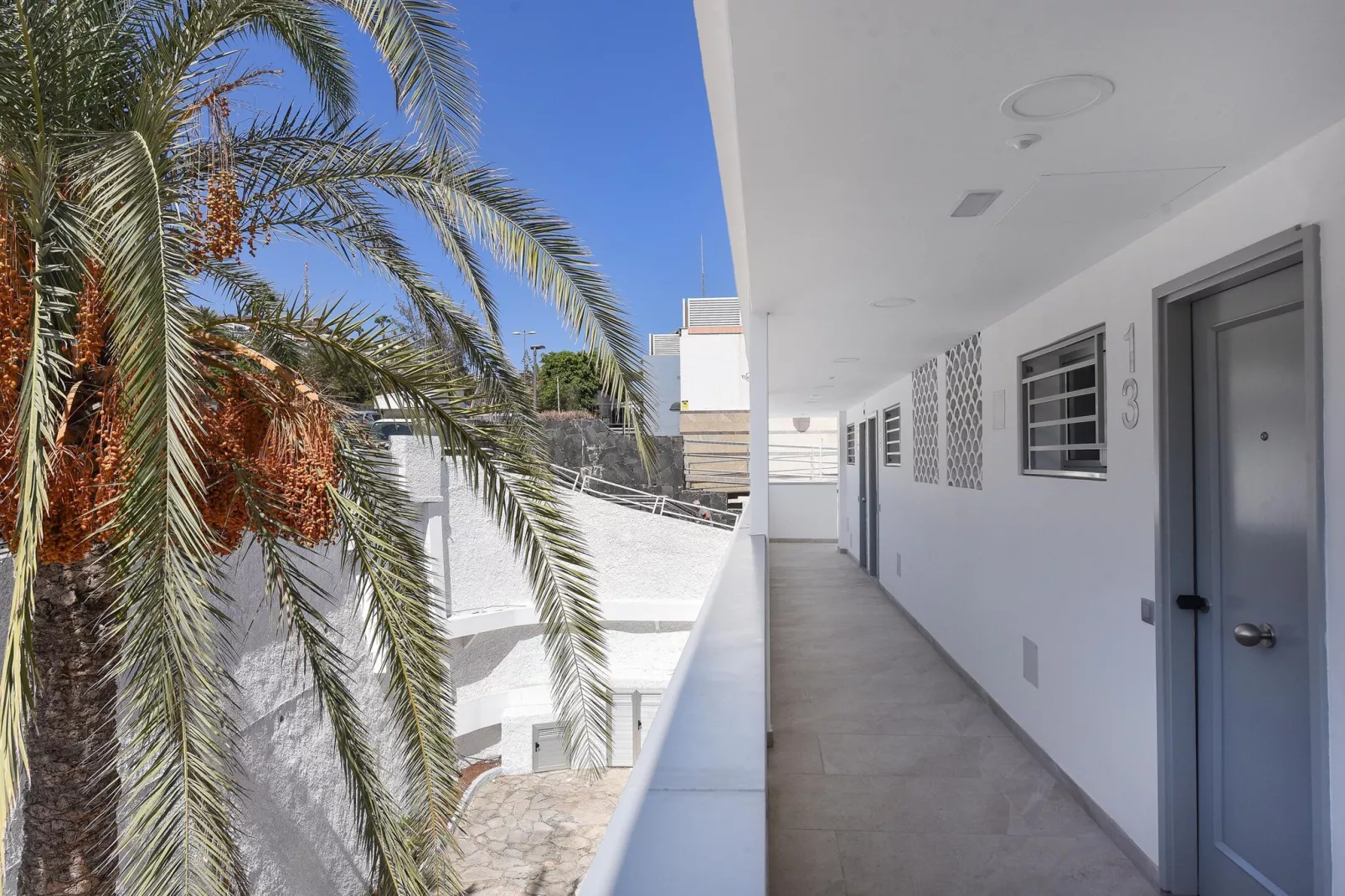 NASAS 12										-Terrasbalkon