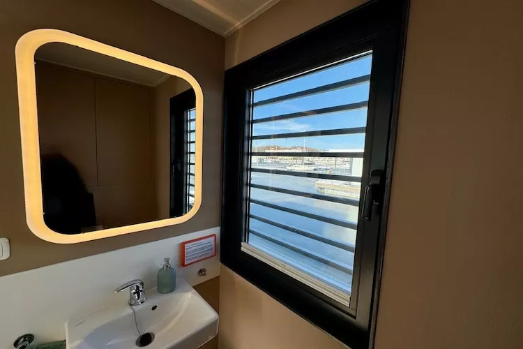 Hausboot Family & Friends mit Hund LP 8 / 3 Personen - Badkamer