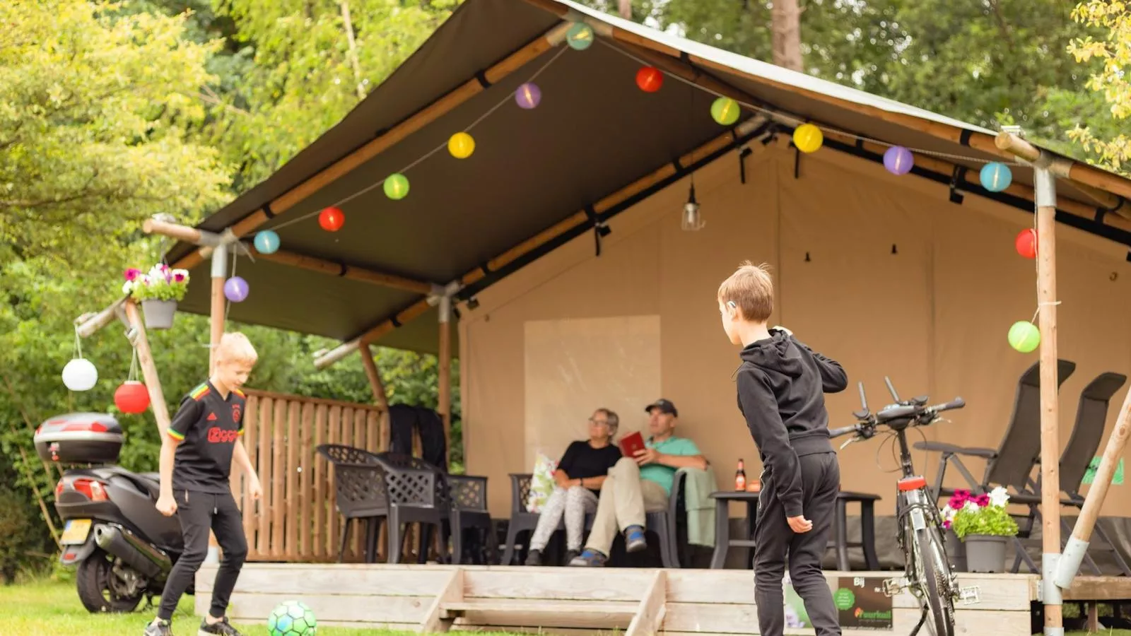 De Mier-Buitenkant zomer