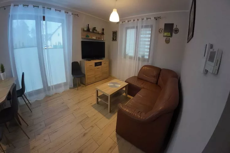 Dom wakacyjny dla 4 osób w Dębinie