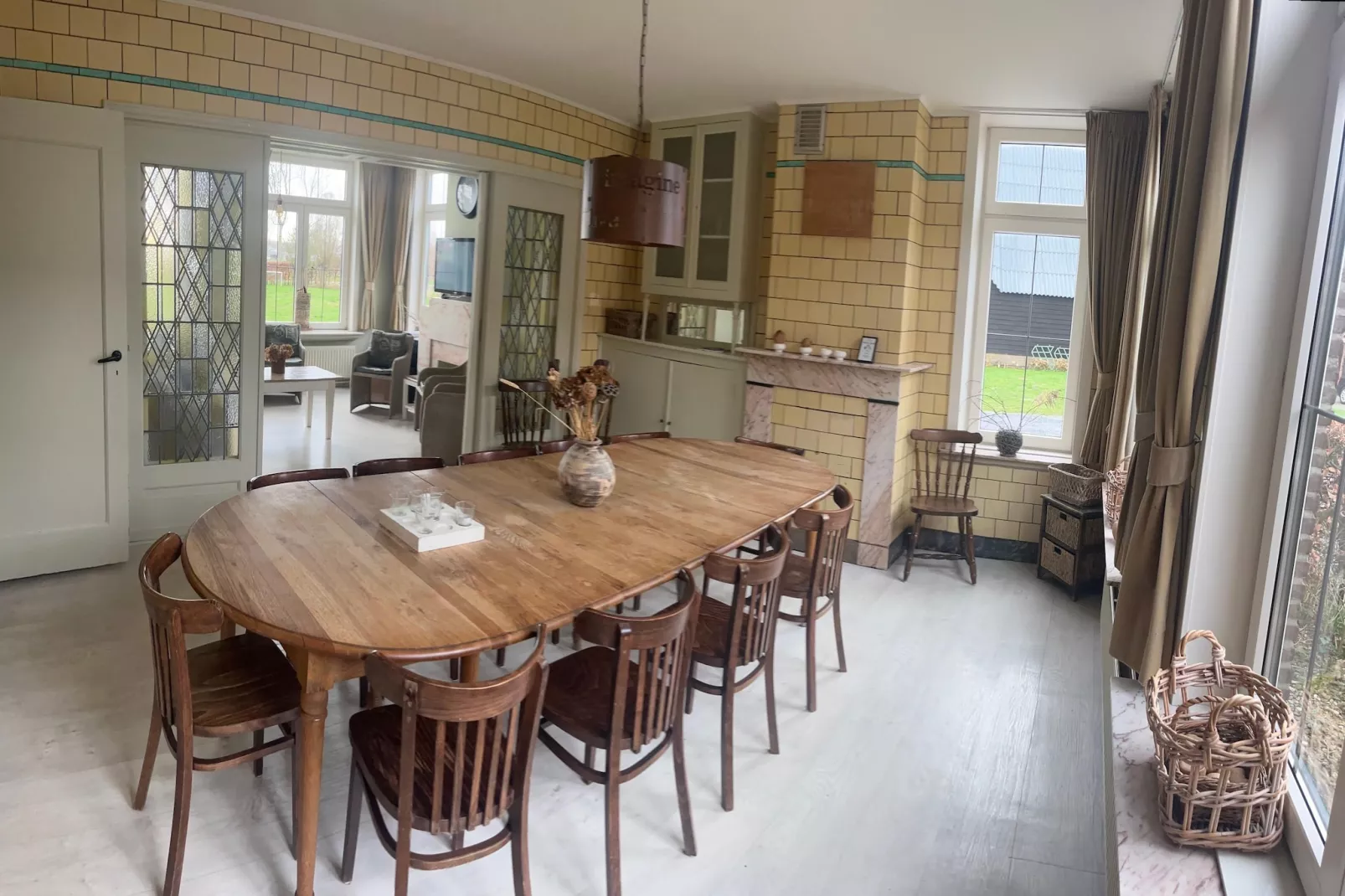 De Biezenpolder 't Groothuus - Eetkamer