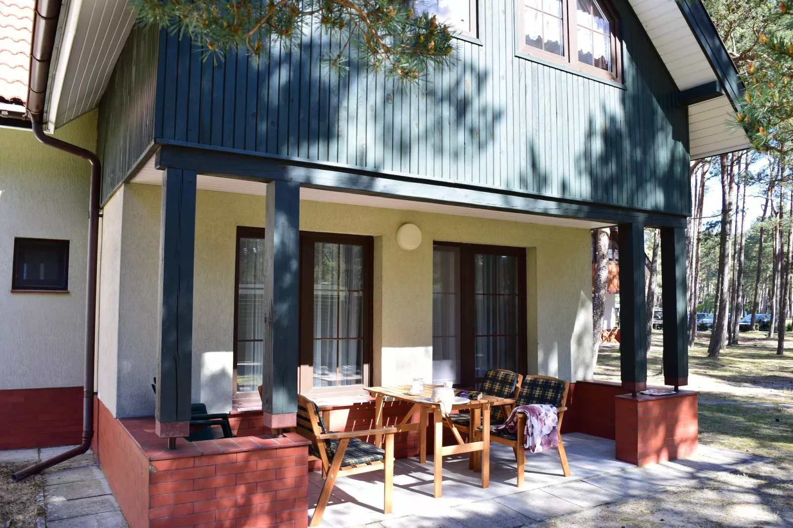 Piętrzowe domy wakacyjne w Rowach dla max 4 osób-Terrasbalkon