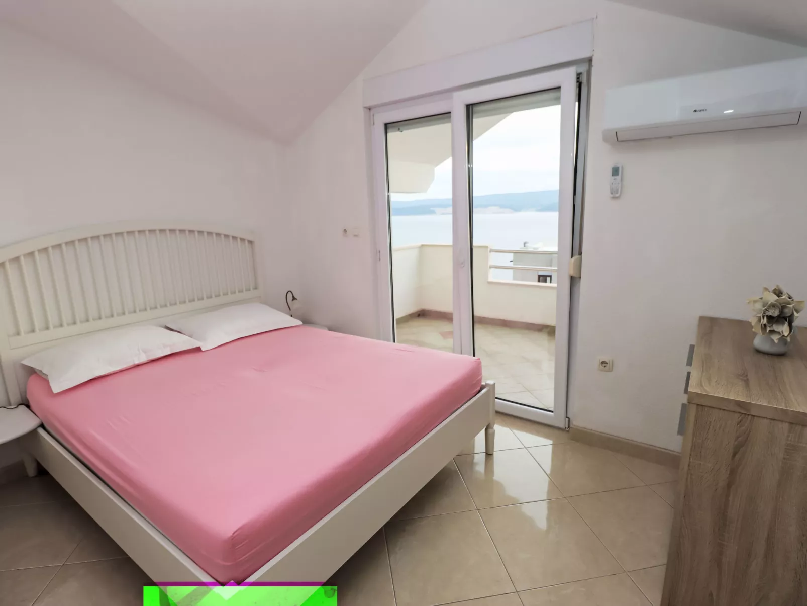 Villa Martina Matea große Villa mit beheiztem Pool - Binnen