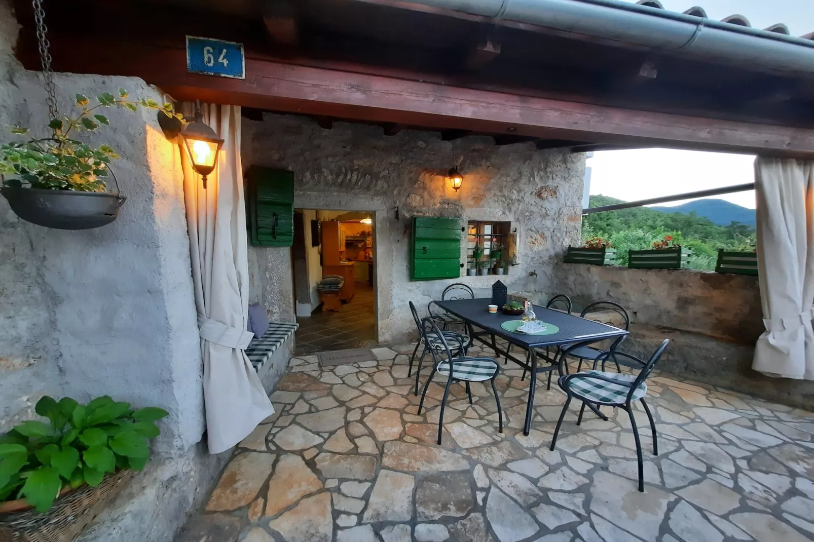 Holiday home Mikleus in Lovrec - Dobrec - ca 113 qm für 4 Erw 2 Kinder max 11 J - Buitenlucht