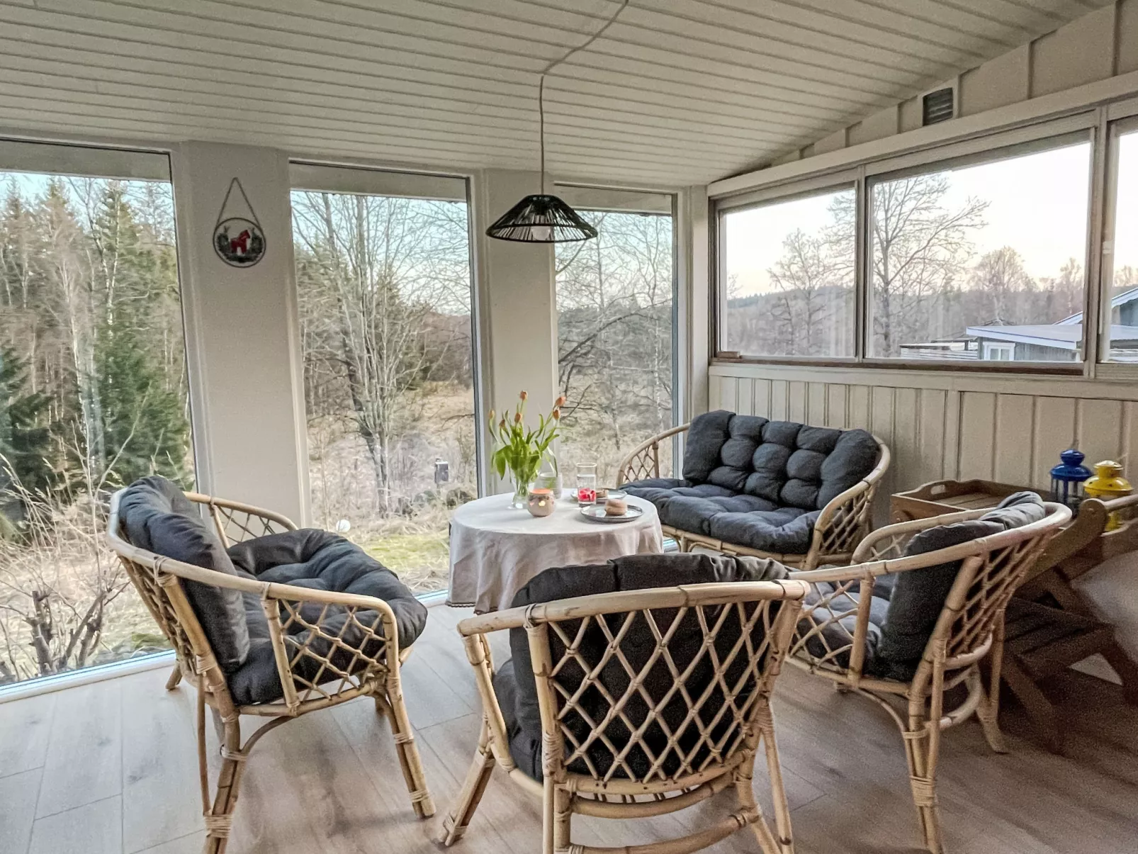 Idyllisch gelegenes, ebenerdiges Haus mit Terrasse - Binnen