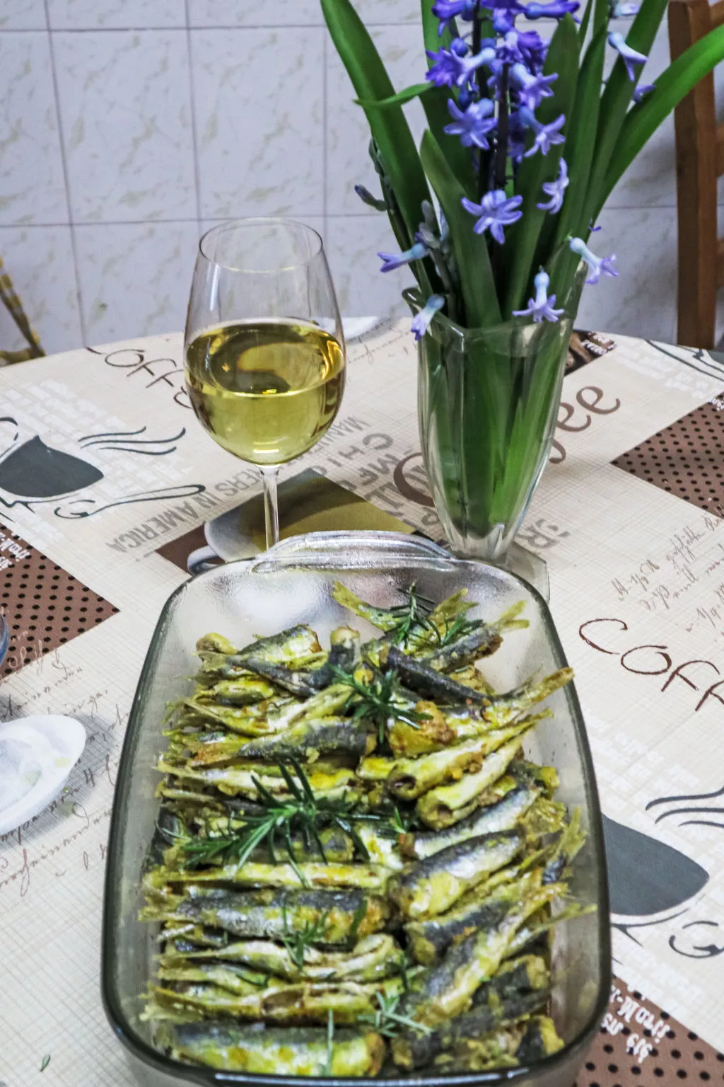 "Antun" am Strand - Binnen