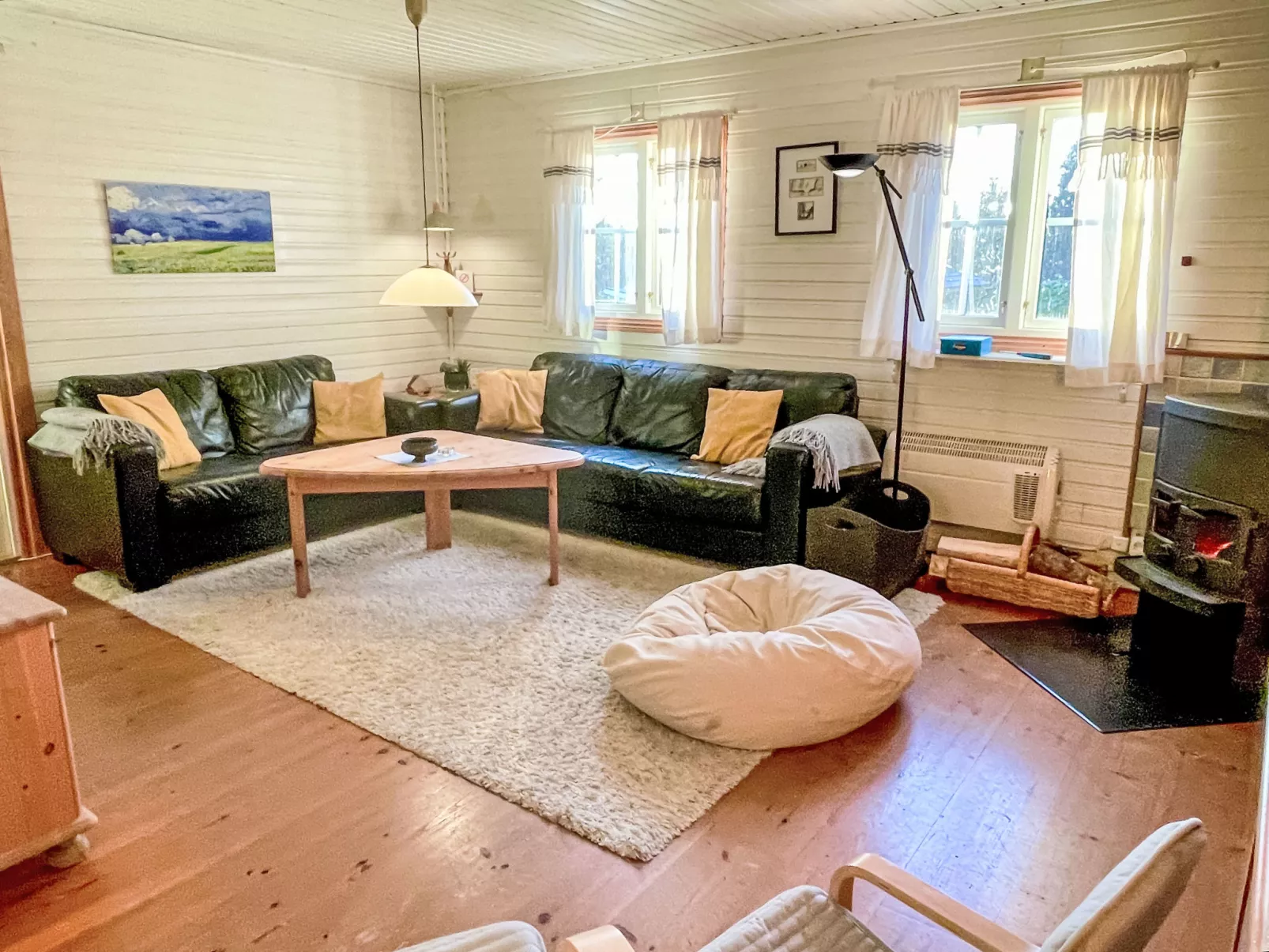 Idyllisch gelegenes, ebenerdiges Haus mit Terrasse - Binnen