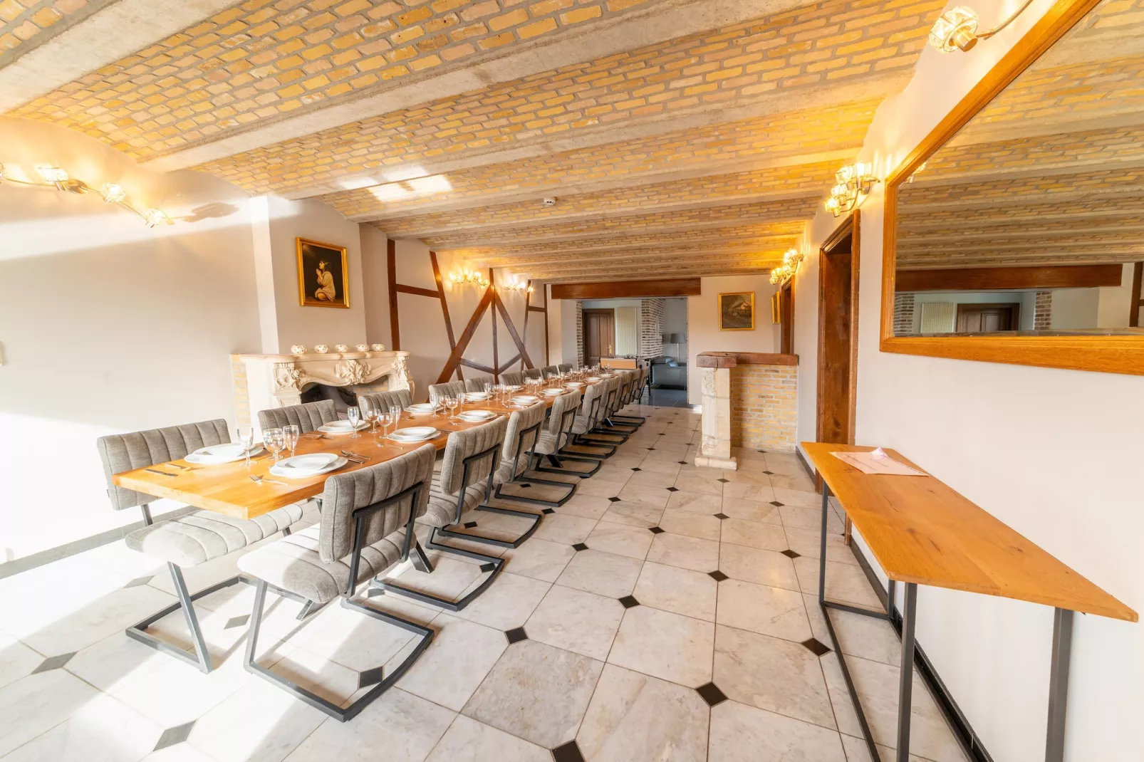 Les Charmes - Eetkamer