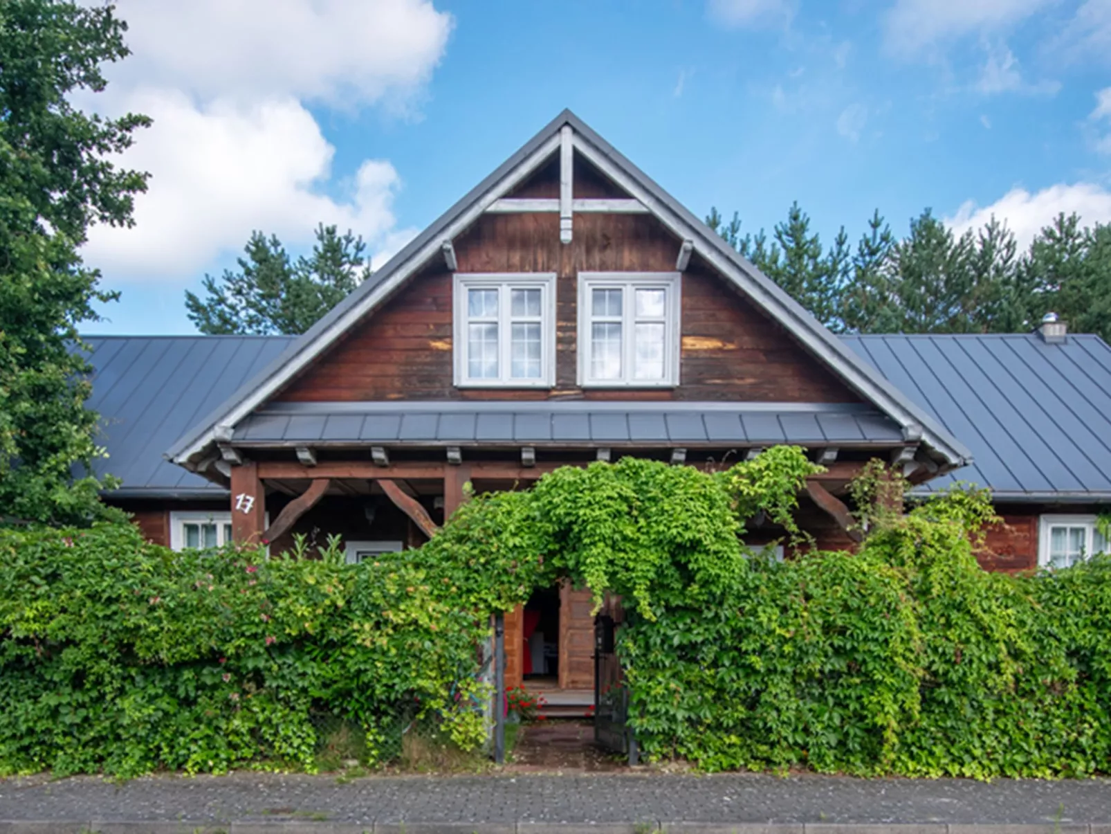 Bursztynowy Dwór - Buiten