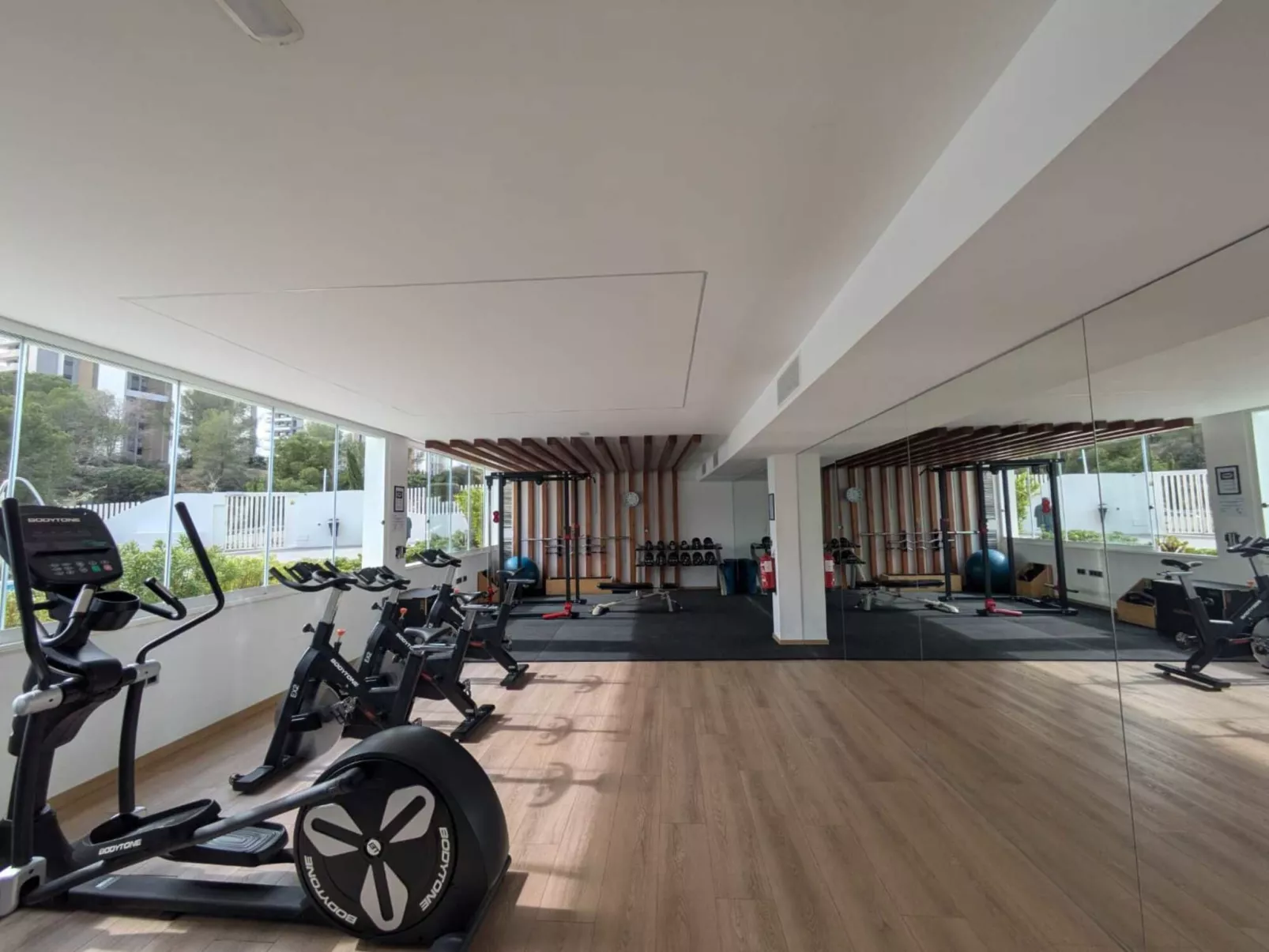 Sunset waves - Buiten