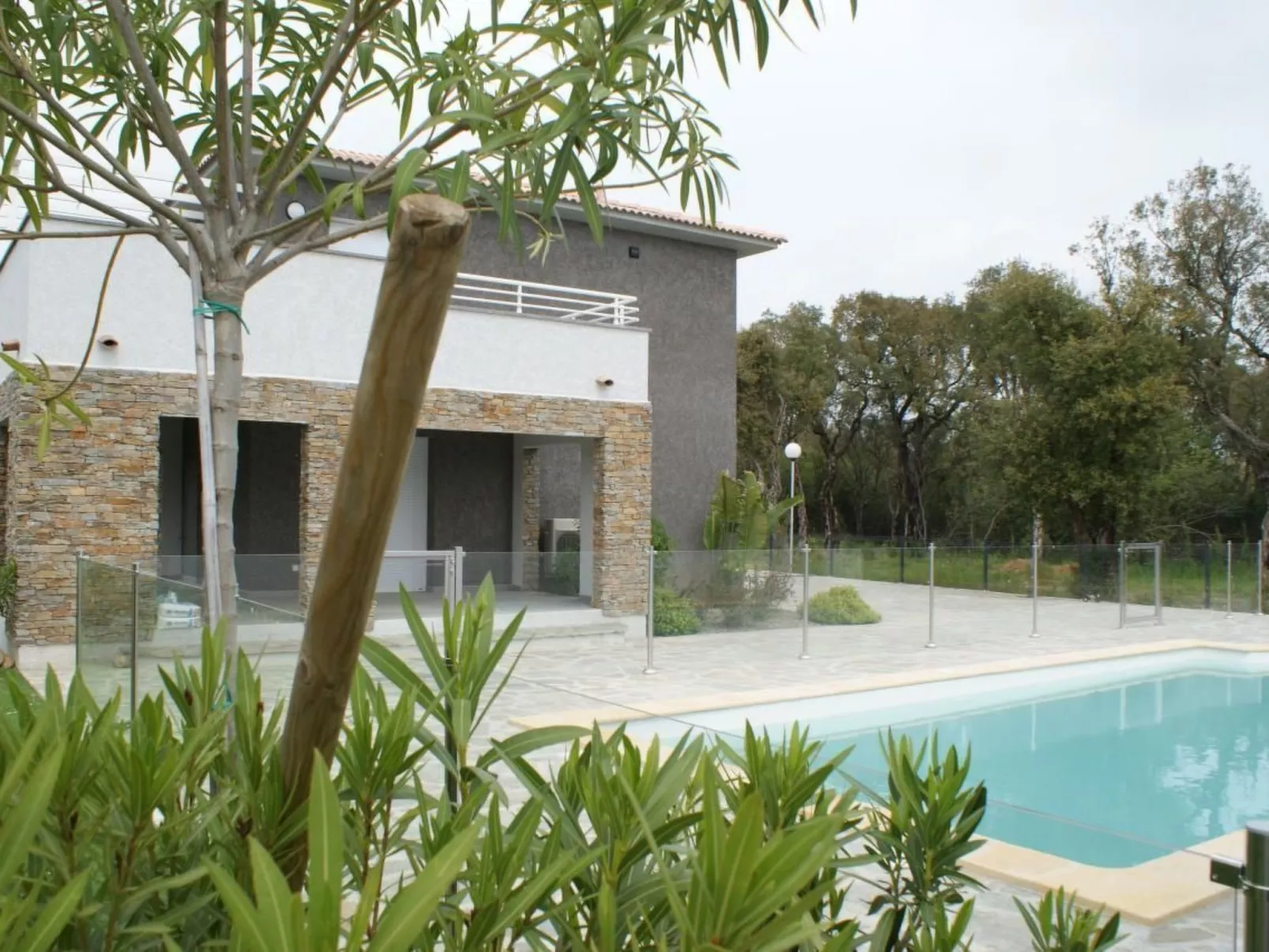 Wohnung (T3) **** Ghisonaccia Corse mit Pool