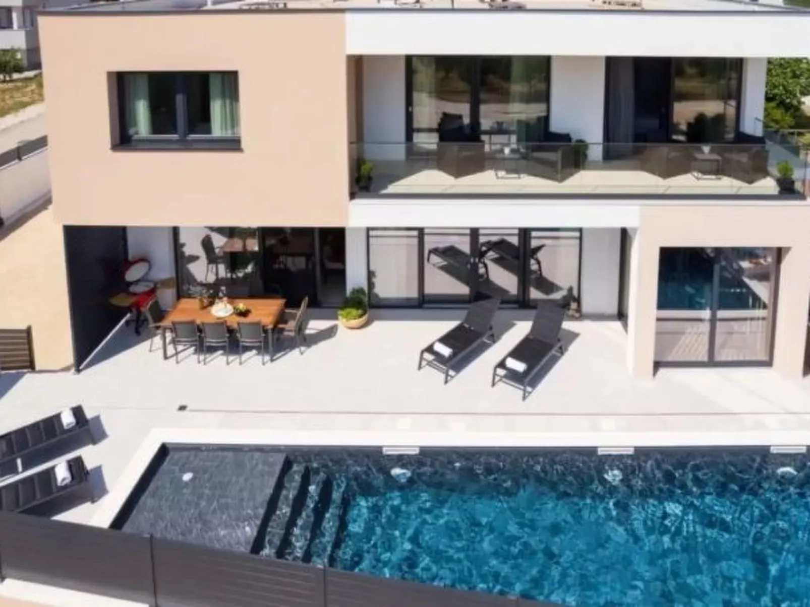 Villa Barbara with heated pool