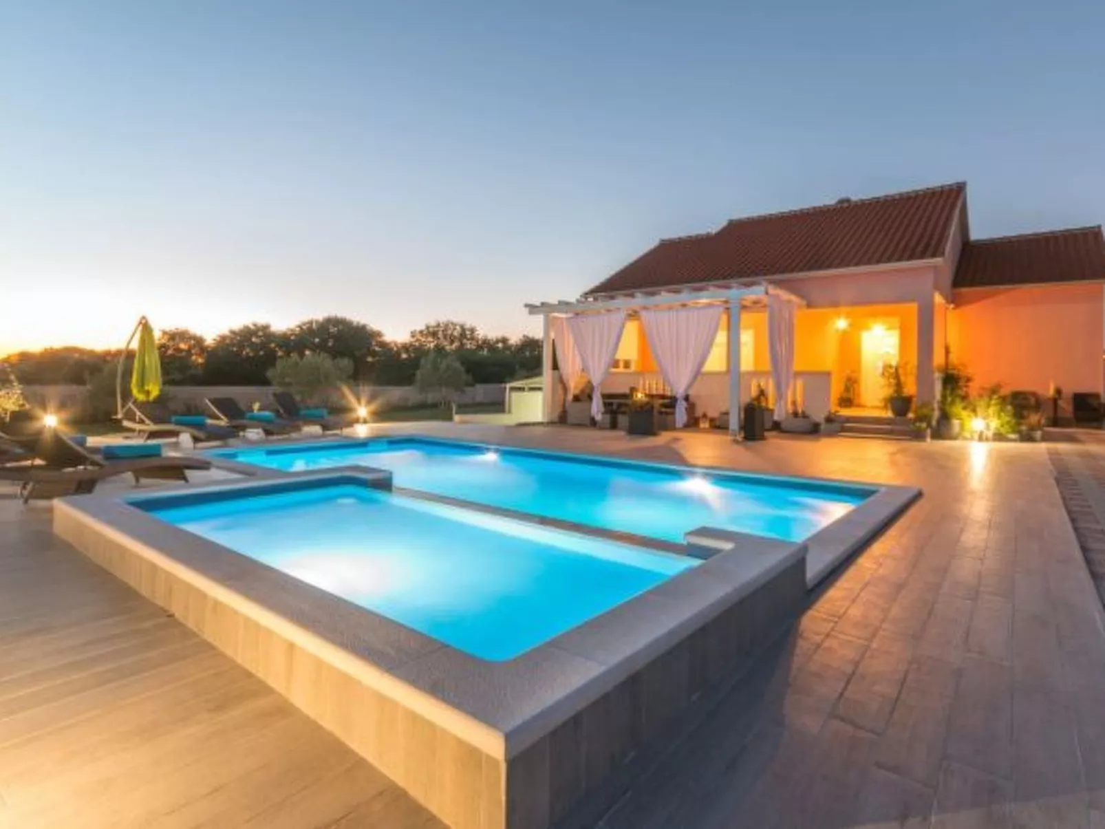 Beautiful villa Maris with pool