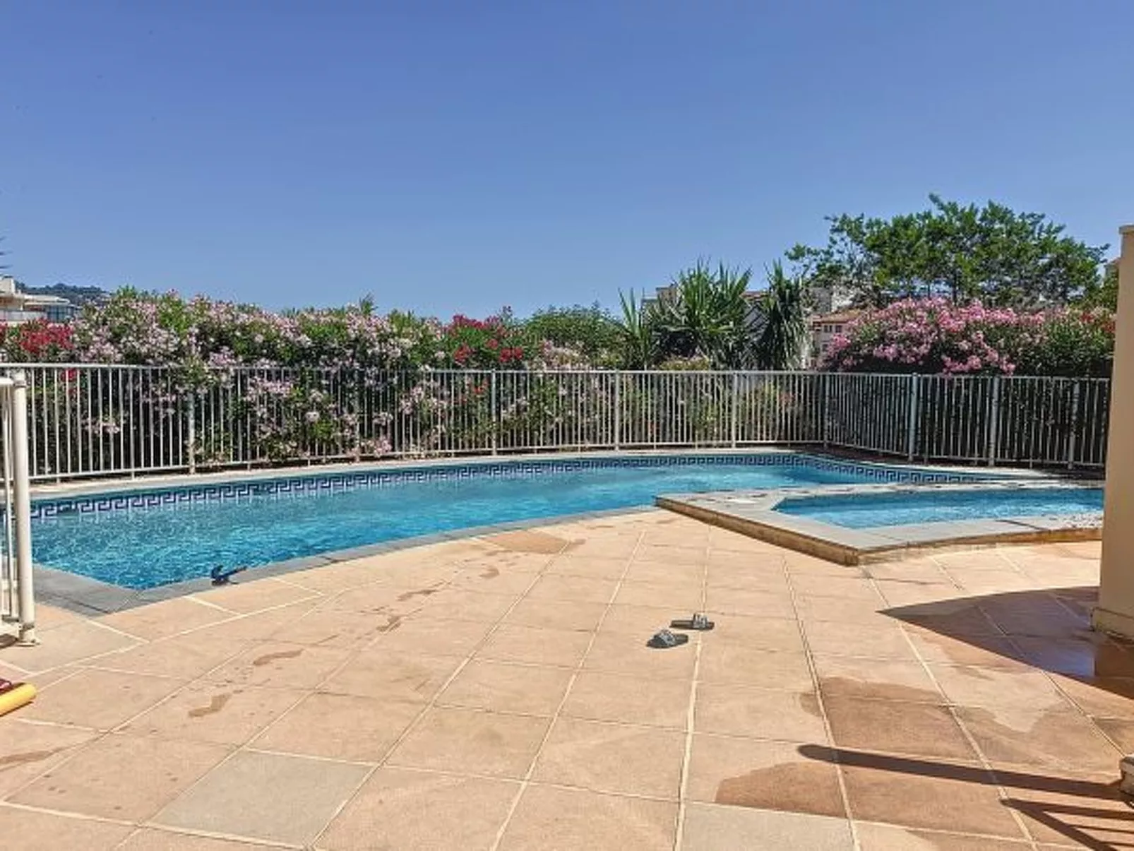 2 bedroom 2 bathrooms with pool 339