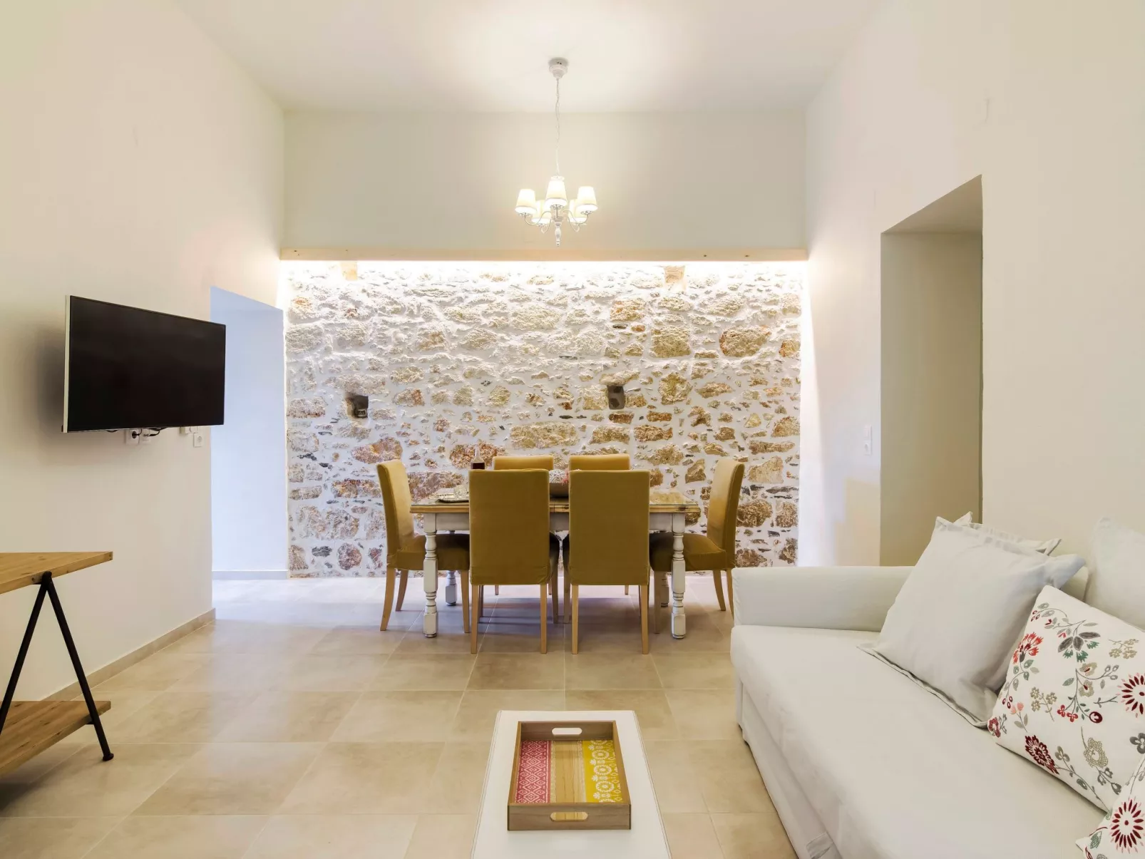 Leny's Seaside House