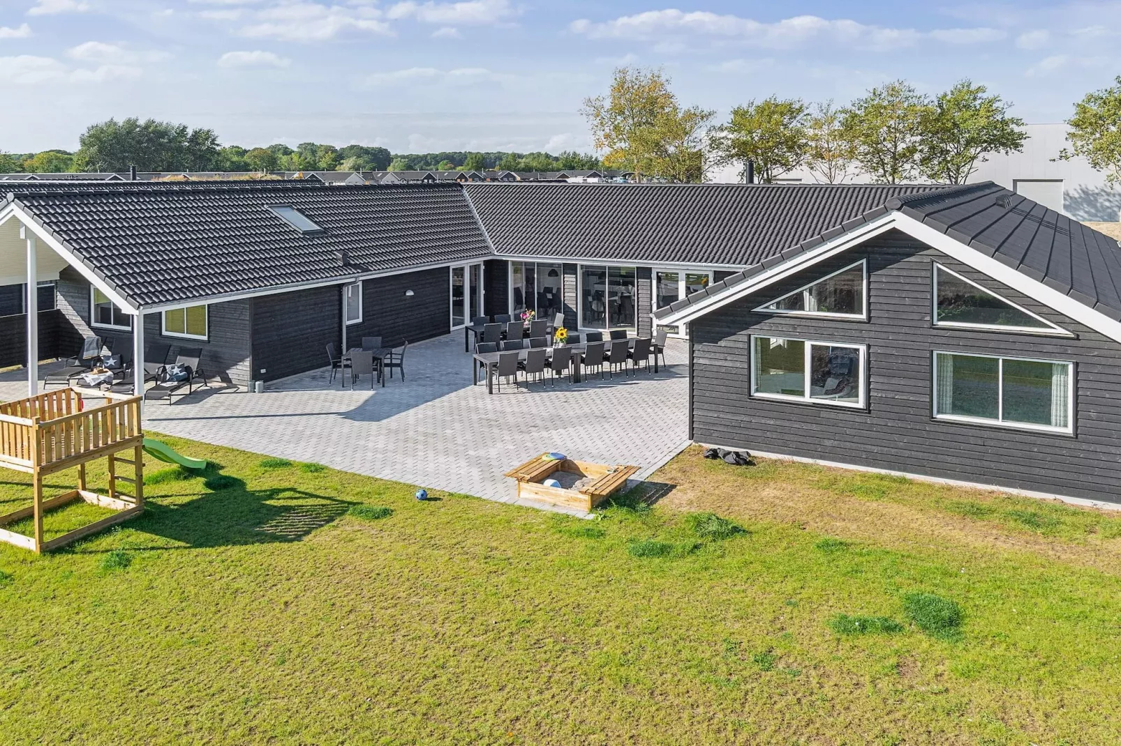 24 persoons vakantie huis in Hasselberg