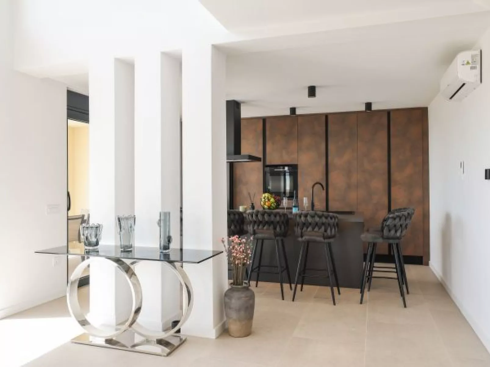 Villa Novue with pool