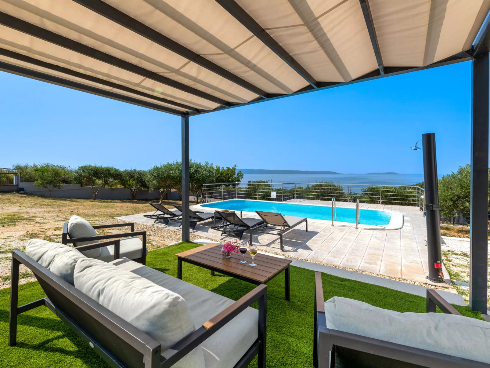 Ria with heated pool