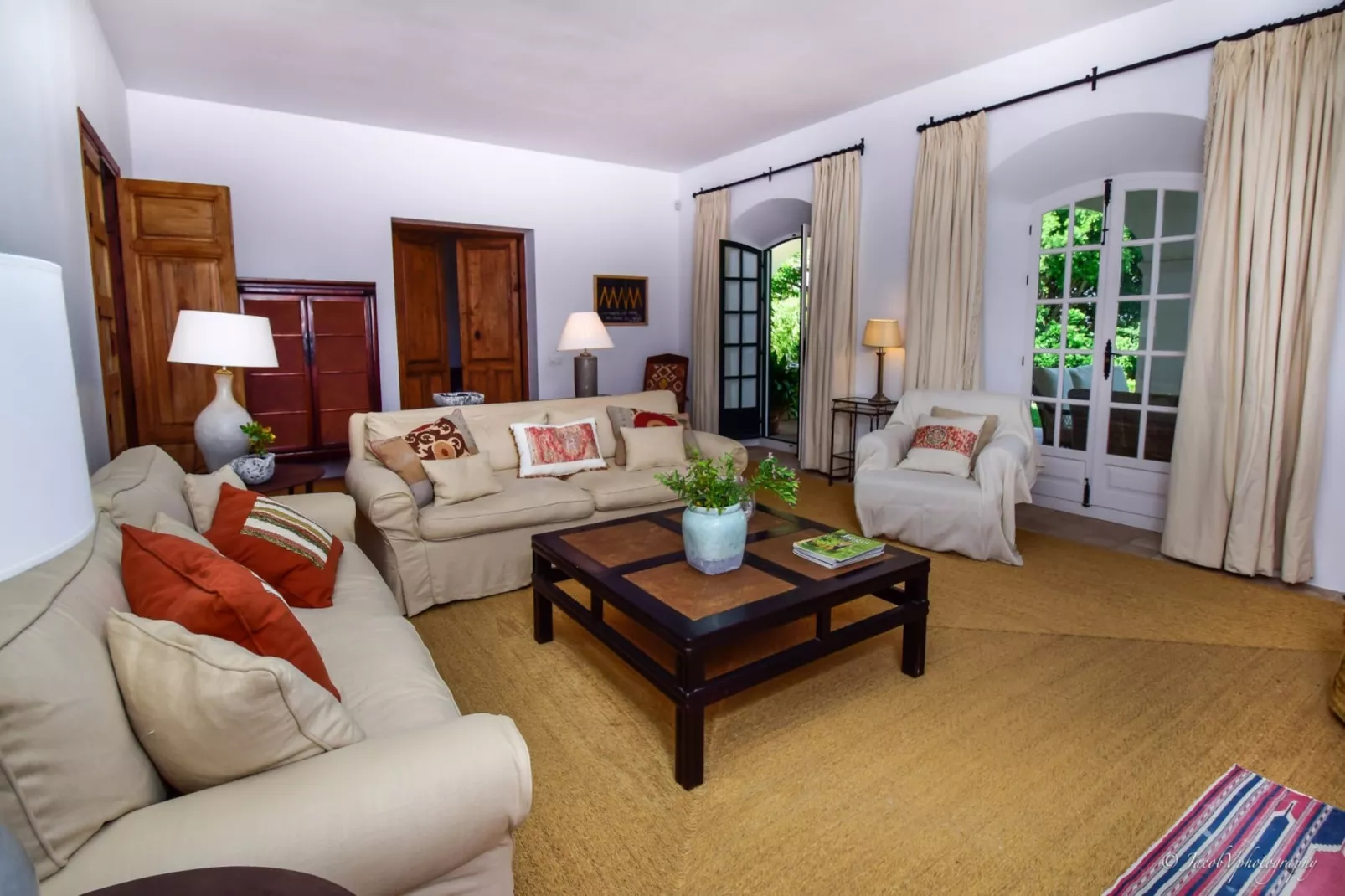 A Real Oasis in  Colonial style