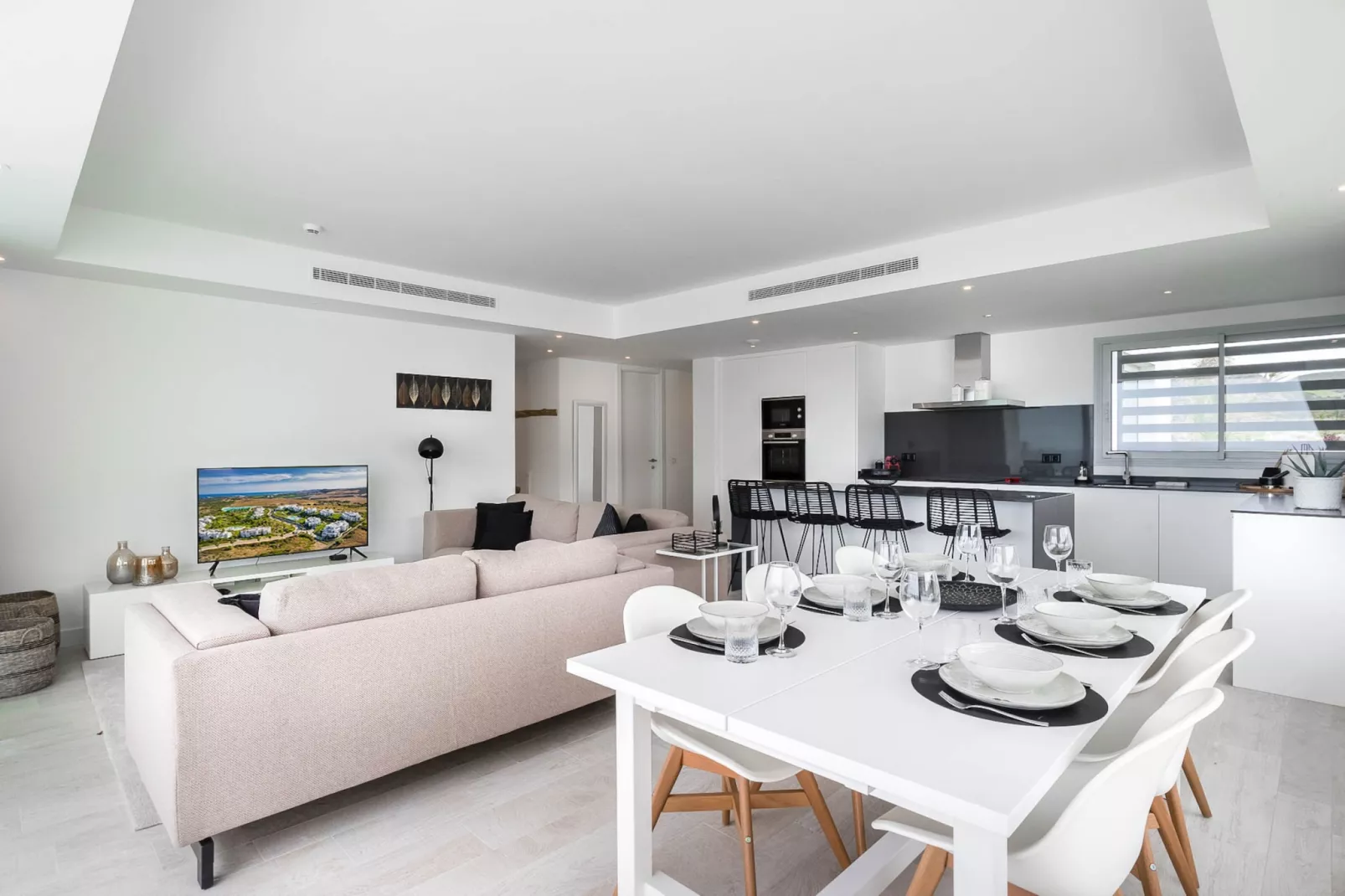 Stylish 3-Bed Apartment | Alcazaba Lagoon 1514