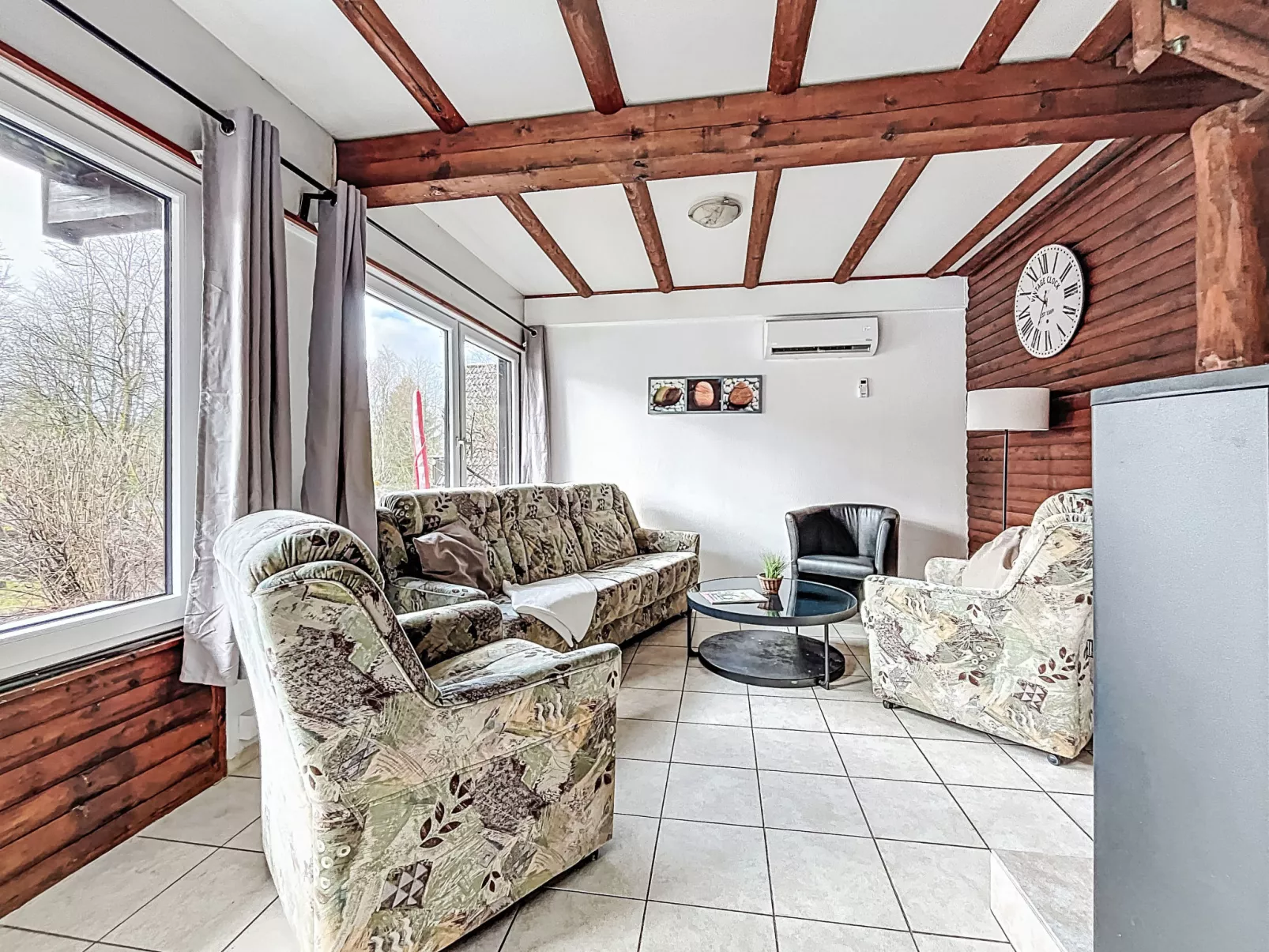 Aschenputtel - Binnen