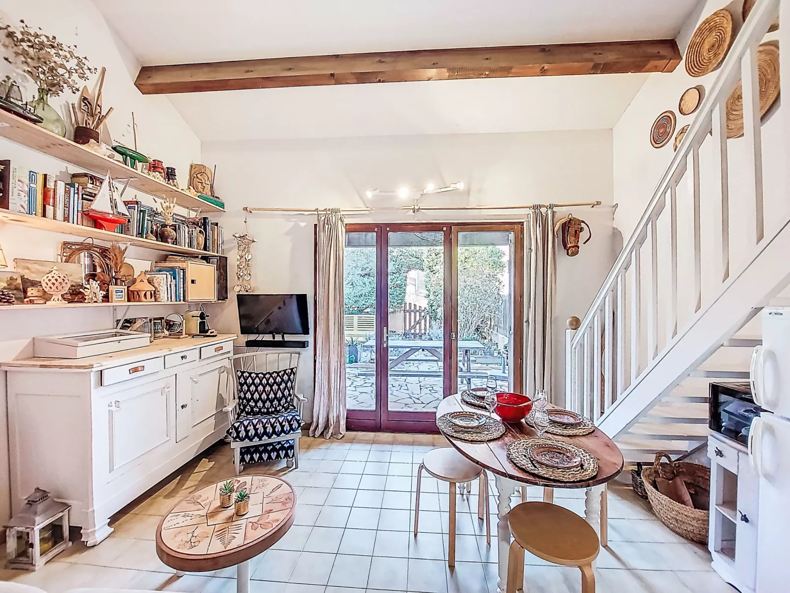 Santa Marina - Binnen