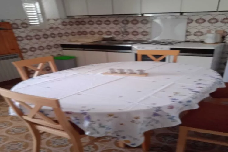 Apartments Marita - Two Bedroom Apartment - Eetkamer