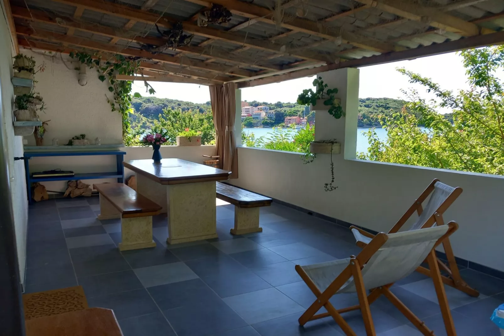 Guest House Green Corner Supetarska Draga - Studio Apartment with Terrace And Sea View