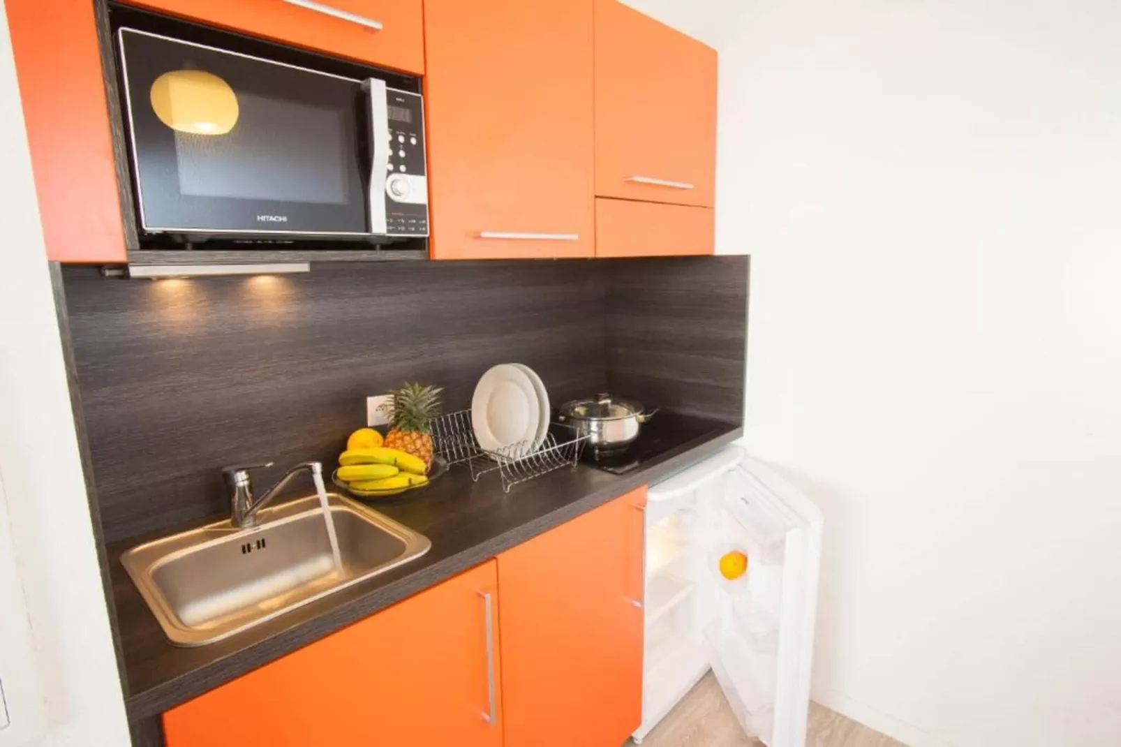 Adonis Paris Double Studio